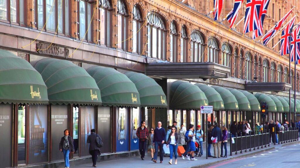 Retail therapy in London is incomplete without a stop on Brompton Road where you will find Harrods and Harvey Nichols in addition to Sloane Street nearby.