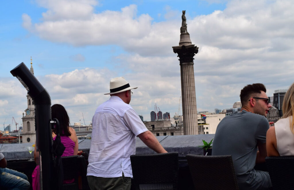 Vista Bar On Trafalgar Square Plus London's Best Roof Top Bars