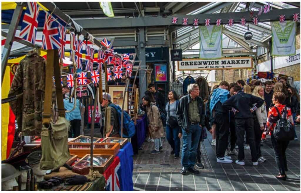 Discover the laid-back Sunday markets of London in our latest blog post. From the vintage finds of Brick Lane Market to the global flavors of Brixton Market, we'll take you on a tour of the best markets to explore on a lazy weekend day in the city. #london #markets | Best Food Markets In London | Sunday Markets In London | Things To Do In London On Saturday | Saturday In London | Best Markets In London | Weekend Markets In London | London Markets 