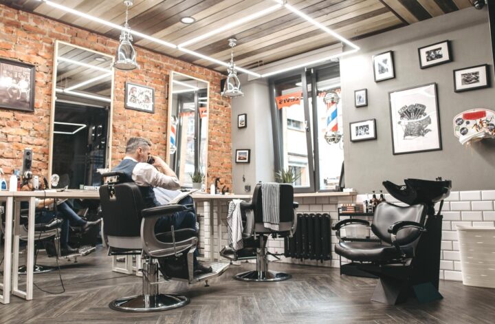 Guide to the best barbers in London Bridge. Whether you want a haircut or want your beard trimmed to perfect these Southwark barbers will take care of your needs