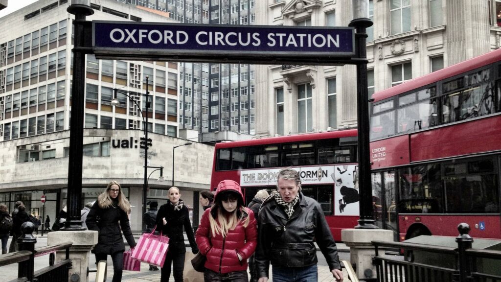 Why London's Oxford Street is not to be missed. Read on the perfect guide on its history, amazing shopping stores, and things to do on Oxford Street and nearby.