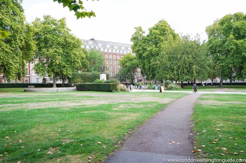 Guide to the beautiful Grosvenor Square in Mayfair. Surrounded by amazing hotels and eateries it offers a little quiet escape from the Westend buzz. Marriott Grosvenor Square | Marriott Hotel Grosvenor Square | Twenty Grosvenor Square | Mayfair Hotel Grosvenor Square | Grosvenor Square History | 20 Grosvenor Square | Grosvenor Square Hotels | Grosvenor Square Restaurant | london marriott grosvenor square hotel | I live in grosvenor square | hotels in grosvenor square london