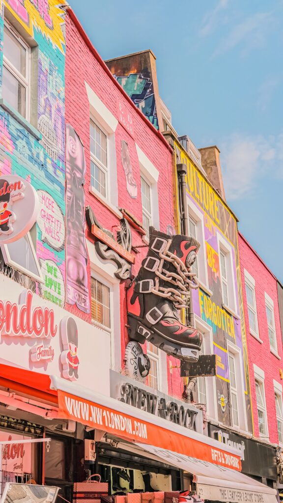 Discover the best things to do in Camden, one of London's most vibrant neighbourhoods. From live music venues and trendy bars to eclectic markets and historical landmarks, this post highlights the top attractions and hidden gems that make Camden a must-visit destination. Whether you're a local or a first-time visitor, there's something for everyone. |Things To Do In Camden | Camden Market | Camden Attraction | Best Things To Do In Camden #camden | Things To Do In London #londontravelguide
