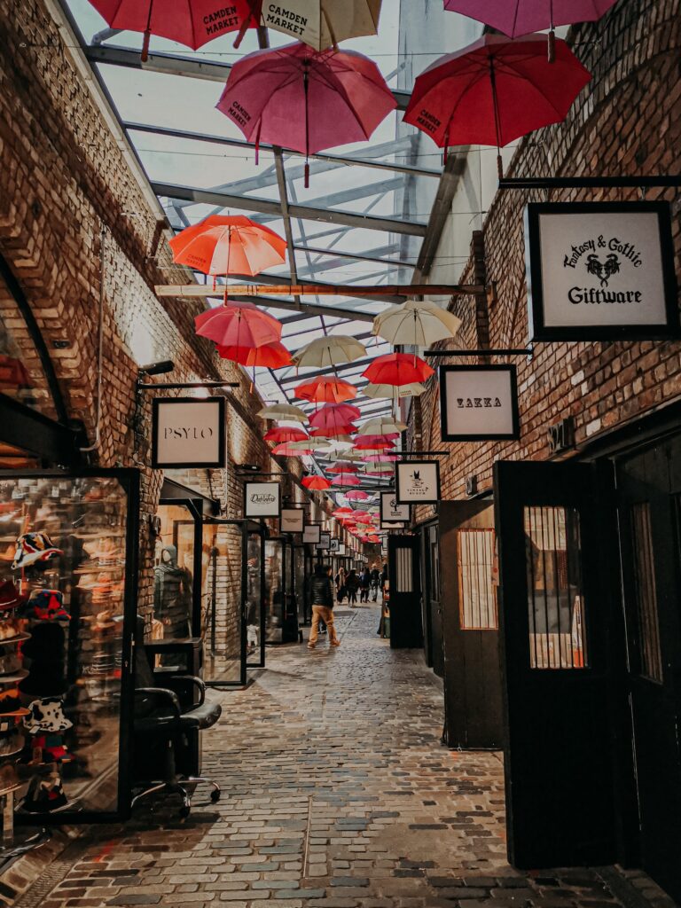 Discover the best things to do in Camden, one of London's most vibrant neighbourhoods. From live music venues and trendy bars to eclectic markets and historical landmarks, this post highlights the top attractions and hidden gems that make Camden a must-visit destination. Whether you're a local or a first-time visitor, there's something for everyone. |Things To Do In Camden | Camden Market | Camden Attraction | Best Things To Do In Camden #camden | Things To Do In London #londontravelguide