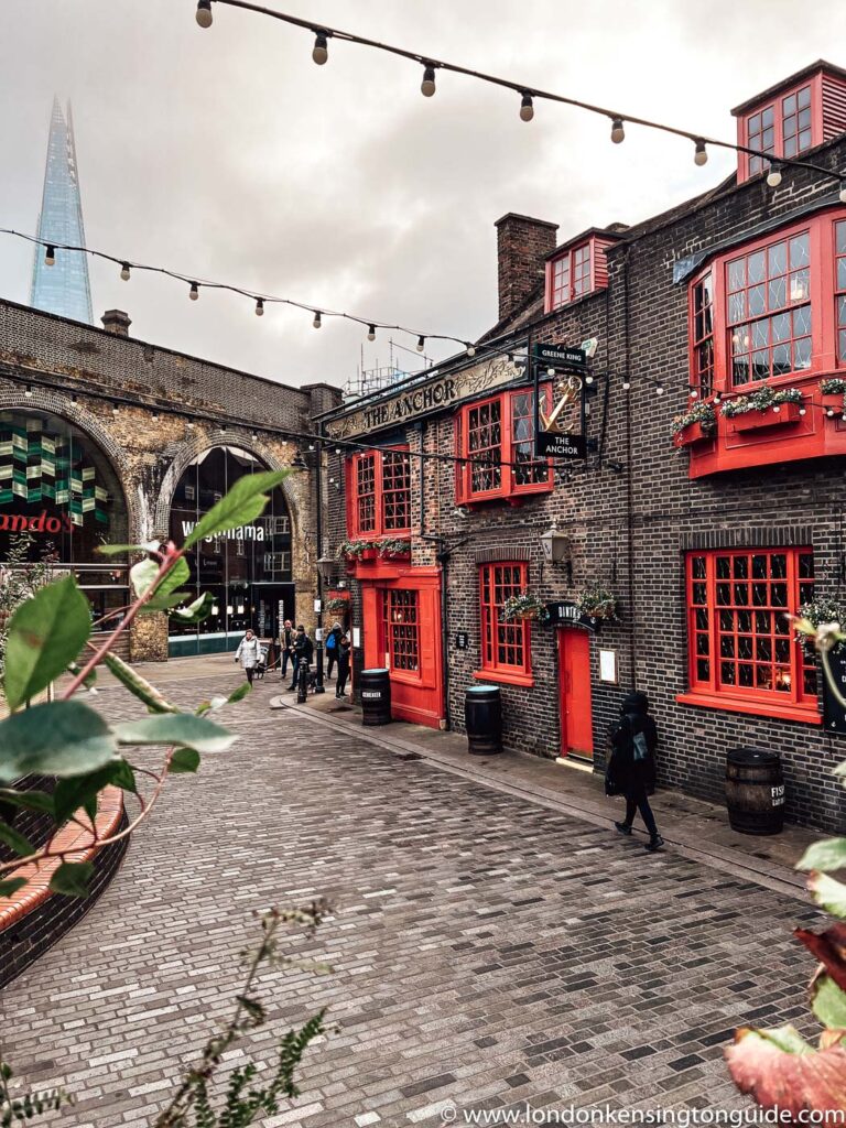 Whether you're looking for a pint of beer or a hearty meal, the pubs in Borough Market offer a unique and authentic London experience. Read our guide for the best pubs around Borough Market