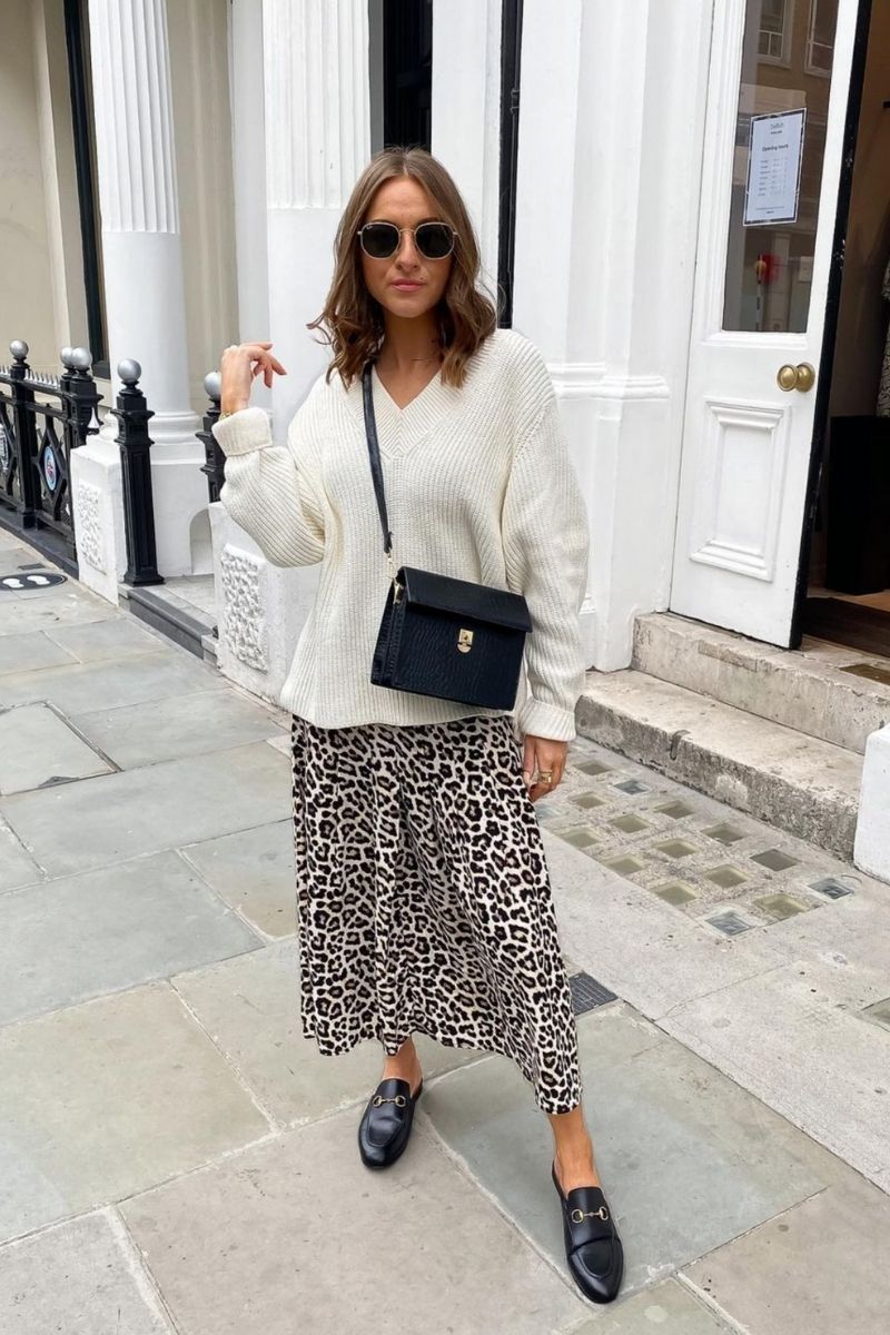 Elegant And Versatile Gray Leopard Print A Line Skirt