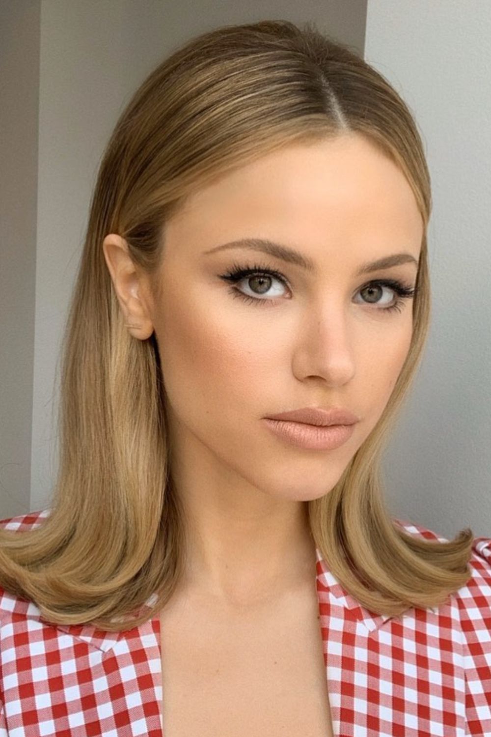 Discover stunning Thanksgiving hairstyles for all hair types, from elegant low buns to voluminous curls. Get festive hair inspiration for your holiday celebrations! Thanksgiving Hairstyles For Short Hair, Thanksgiving Hairstyles For Black Women, Thanksgiving Hairstyles For Long Hair, Thanksgiving Hairstyles For Curly Hair, Thanksgiving Hairstyles Medium Length, Thanksgiving Hairstyles Straight Hair Discover stunning Thanksgiving hairstyles for all hair types, from elegant low buns to voluminous curls. Get festive hair inspiration for your holiday celebrations! Thanksgiving Hairstyles For Short Hair, Thanksgiving Hairstyles For Black Women, Thanksgiving Hairstyles For Long Hair, Thanksgiving Hairstyles For Curly Hair, Thanksgiving Hairstyles Medium Length, Thanksgiving Hairstyles Straight Hair