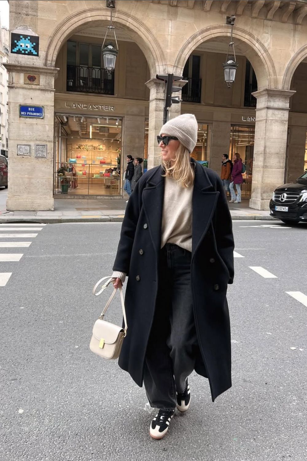Discover 30 stylish black jeans outfit ideas for every season—from casual streetwear to chic date night looks. Get inspired with layering tips, blazer pairings, and cozy knits. Black Straight Leg Jeans Outfit, Outfits With Black Jeans, Black Jeans Outfit Aesthetic, Winter, Black Top And Jeans Outfit, Black Mom Jeans, How To Style Black Jeans, Black Flared Jeans Outfit, Black Bootcut Jeans Outfit, Black Denim Jeans Outfit, Wide Leg Black Jeans Outfit, Black Ripped Jeans Outfit Discover 30 stylish black jeans outfit ideas for every season—from casual streetwear to chic date night looks. Get inspired with layering tips, blazer pairings, and cozy knits. Black Straight Leg Jeans Outfit, Outfits With Black Jeans, Black Jeans Outfit Aesthetic, Winter, Black Top And Jeans Outfit, Black Mom Jeans, How To Style Black Jeans, Black Flared Jeans Outfit, Black Bootcut Jeans Outfit, Black Denim Jeans Outfit, Wide Leg Black Jeans Outfit, Black Ripped Jeans Outfit