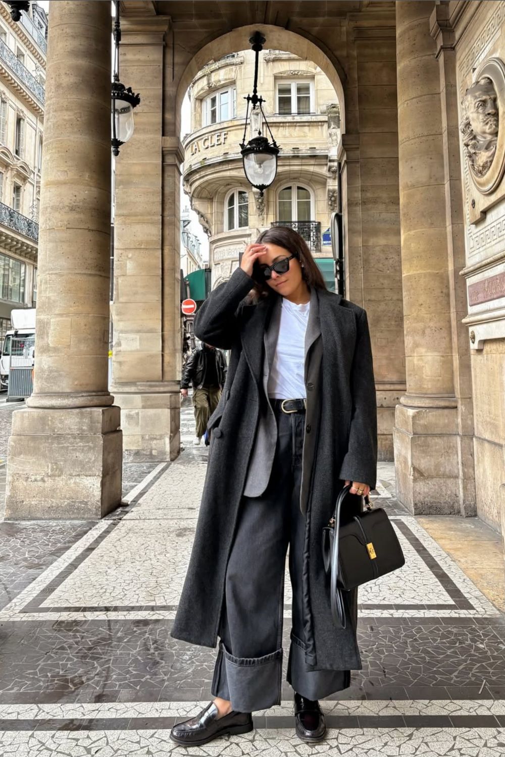 Discover 30 stylish black jeans outfit ideas for every season—from casual streetwear to chic date night looks. Get inspired with layering tips, blazer pairings, and cozy knits. Black Straight Leg Jeans Outfit, Outfits With Black Jeans, Black Jeans Outfit Aesthetic, Winter, Black Top And Jeans Outfit, Black Mom Jeans, How To Style Black Jeans, Black Flared Jeans Outfit, Black Bootcut Jeans Outfit, Black Denim Jeans Outfit, Wide Leg Black Jeans Outfit, Black Ripped Jeans Outfit Discover 30 stylish black jeans outfit ideas for every season—from casual streetwear to chic date night looks. Get inspired with layering tips, blazer pairings, and cozy knits. Black Straight Leg Jeans Outfit, Outfits With Black Jeans, Black Jeans Outfit Aesthetic, Winter, Black Top And Jeans Outfit, Black Mom Jeans, How To Style Black Jeans, Black Flared Jeans Outfit, Black Bootcut Jeans Outfit, Black Denim Jeans Outfit, Wide Leg Black Jeans Outfit, Black Ripped Jeans Outfit