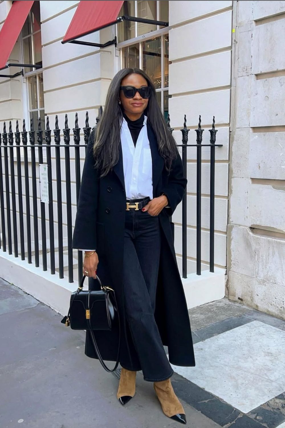 Discover 30 stylish black jeans outfit ideas for every season—from casual streetwear to chic date night looks. Get inspired with layering tips, blazer pairings, and cozy knits. Black Straight Leg Jeans Outfit, Outfits With Black Jeans, Black Jeans Outfit Aesthetic, Winter, Black Top And Jeans Outfit, Black Mom Jeans, How To Style Black Jeans, Black Flared Jeans Outfit, Black Bootcut Jeans Outfit, Black Denim Jeans Outfit, Wide Leg Black Jeans Outfit, Black Ripped Jeans Outfit Discover 30 stylish black jeans outfit ideas for every season—from casual streetwear to chic date night looks. Get inspired with layering tips, blazer pairings, and cozy knits. Black Straight Leg Jeans Outfit, Outfits With Black Jeans, Black Jeans Outfit Aesthetic, Winter, Black Top And Jeans Outfit, Black Mom Jeans, How To Style Black Jeans, Black Flared Jeans Outfit, Black Bootcut Jeans Outfit, Black Denim Jeans Outfit, Wide Leg Black Jeans Outfit, Black Ripped Jeans Outfit