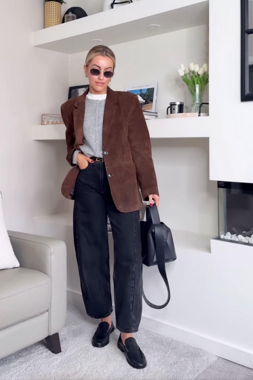 Discover 30 stylish black jeans outfit ideas for every season—from casual streetwear to chic date night looks. Get inspired with layering tips, blazer pairings, and cozy knits. Black Straight Leg Jeans Outfit, Outfits With Black Jeans, Black Jeans Outfit Aesthetic, Winter, Black Top And Jeans Outfit, Black Mom Jeans, How To Style Black Jeans, Black Flared Jeans Outfit, Black Bootcut Jeans Outfit, Black Denim Jeans Outfit, Wide Leg Black Jeans Outfit, Black Ripped Jeans Outfit Discover 30 stylish black jeans outfit ideas for every season—from casual streetwear to chic date night looks. Get inspired with layering tips, blazer pairings, and cozy knits. Black Straight Leg Jeans Outfit, Outfits With Black Jeans, Black Jeans Outfit Aesthetic, Winter, Black Top And Jeans Outfit, Black Mom Jeans, How To Style Black Jeans, Black Flared Jeans Outfit, Black Bootcut Jeans Outfit, Black Denim Jeans Outfit, Wide Leg Black Jeans Outfit, Black Ripped Jeans Outfit