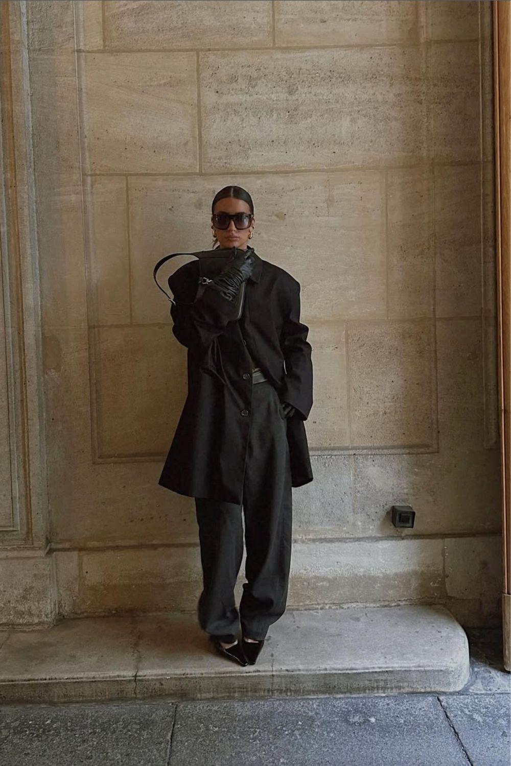 Discover 30 stylish black jeans outfit ideas for every season—from casual streetwear to chic date night looks. Get inspired with layering tips, blazer pairings, and cozy knits. Black Straight Leg Jeans Outfit, Outfits With Black Jeans, Black Jeans Outfit Aesthetic, Winter, Black Top And Jeans Outfit, Black Mom Jeans, How To Style Black Jeans, Black Flared Jeans Outfit, Black Bootcut Jeans Outfit, Black Denim Jeans Outfit, Wide Leg Black Jeans Outfit, Black Ripped Jeans Outfit Discover 30 stylish black jeans outfit ideas for every season—from casual streetwear to chic date night looks. Get inspired with layering tips, blazer pairings, and cozy knits. Black Straight Leg Jeans Outfit, Outfits With Black Jeans, Black Jeans Outfit Aesthetic, Winter, Black Top And Jeans Outfit, Black Mom Jeans, How To Style Black Jeans, Black Flared Jeans Outfit, Black Bootcut Jeans Outfit, Black Denim Jeans Outfit, Wide Leg Black Jeans Outfit, Black Ripped Jeans Outfit
