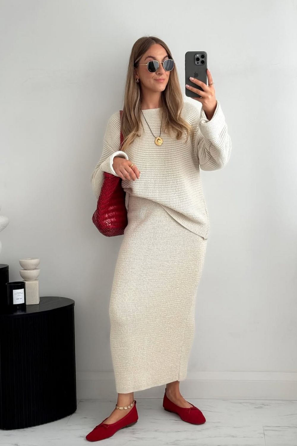 Looking for red ballet flats outfit ideas? Discover 20+ chic ways to style red flats—from casual denim looks to bold prints and romantic dresses, plus tips on pairing them with a brown leather jacket. Cherry Red Ballet Flats, Dark Red Ballet Flats, Outfits With Red Ballet Flats, Steve Madden, Red Ballet Flats Outfit Aesthetic, How To Style Red Ballet Flats, Styling Red Ballet Flats, Red Leather, Red Ballet Flats Aesthetic, Red Chanel, Red Ballet Flats With Socks, Red Chanel Ballet Flats Outfit Looking for red ballet flats outfit ideas? Discover 20+ chic ways to style red flats—from casual denim looks to bold prints and romantic dresses, plus tips on pairing them with a brown leather jacket. Cherry Red Ballet Flats, Dark Red Ballet Flats, Outfits With Red Ballet Flats, Steve Madden, Red Ballet Flats Outfit Aesthetic, How To Style Red Ballet Flats, Styling Red Ballet Flats, Red Leather, Red Ballet Flats Aesthetic, Red Chanel, Red Ballet Flats With Socks, Red Chanel Ballet Flats Outfit