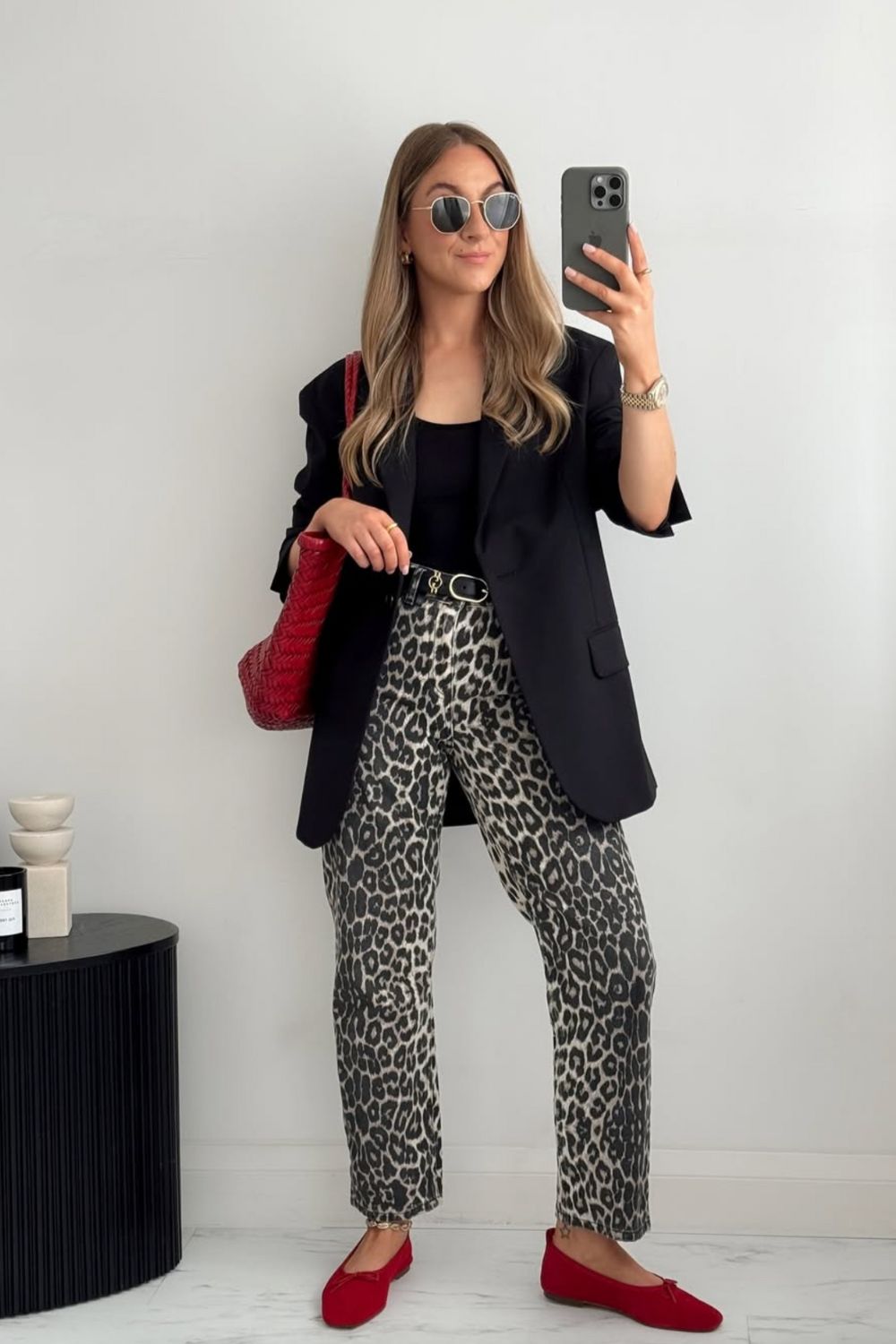 Looking for red ballet flats outfit ideas? Discover 20+ chic ways to style red flats—from casual denim looks to bold prints and romantic dresses, plus tips on pairing them with a brown leather jacket. Cherry Red Ballet Flats, Dark Red Ballet Flats, Outfits With Red Ballet Flats, Steve Madden, Red Ballet Flats Outfit Aesthetic, How To Style Red Ballet Flats, Styling Red Ballet Flats, Red Leather, Red Ballet Flats Aesthetic, Red Chanel, Red Ballet Flats With Socks, Red Chanel Ballet Flats Outfit Looking for red ballet flats outfit ideas? Discover 20+ chic ways to style red flats—from casual denim looks to bold prints and romantic dresses, plus tips on pairing them with a brown leather jacket. Cherry Red Ballet Flats, Dark Red Ballet Flats, Outfits With Red Ballet Flats, Steve Madden, Red Ballet Flats Outfit Aesthetic, How To Style Red Ballet Flats, Styling Red Ballet Flats, Red Leather, Red Ballet Flats Aesthetic, Red Chanel, Red Ballet Flats With Socks, Red Chanel Ballet Flats Outfit