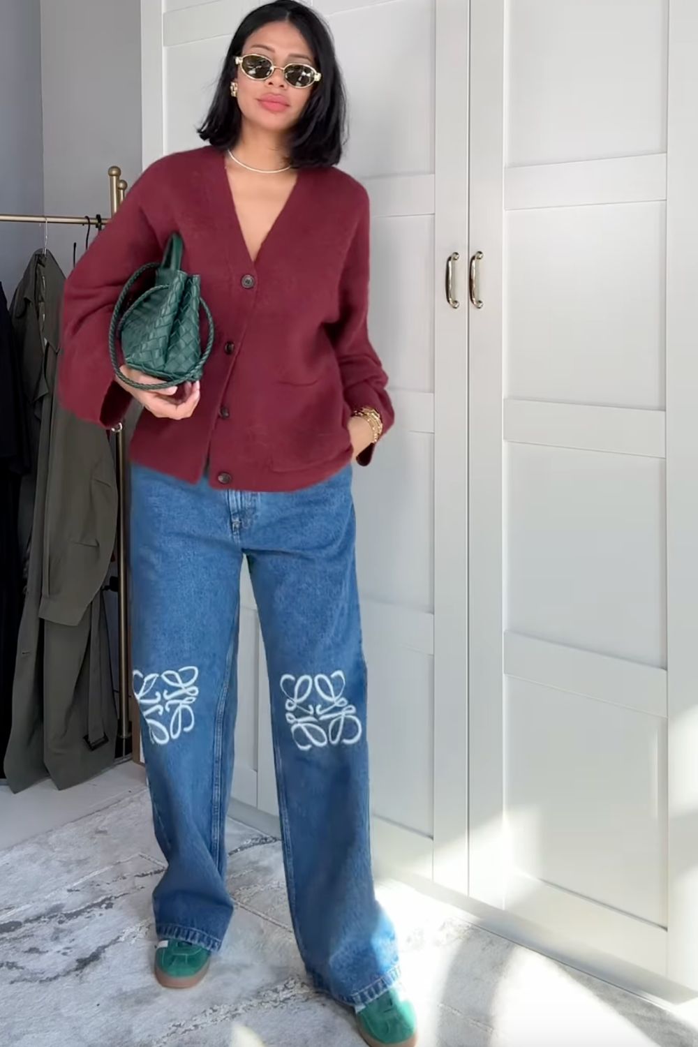 Discover 20+ chic green bag outfit ideas that prove this bold accessory works for every season. From casual street style to evening glam, get inspired to style your green bag with confidence. Green Tote Bag, Olive Green Bag Outfit, Green Bag Aesthetic, Dark Green Bag Outfit, Green Tote Bag Outfit, Green Shoulder Bag Outfit, Green Longchamp Bag Outfit, Lime Green Bag Outfit, Green Chanel Bag, Green Crossbody Bag Outfit, Mint Green Bag Outfit, Sage Green Bag Outfit, Green Sling Bag Outfit Discover 20+ chic green bag outfit ideas that prove this bold accessory works for every season. From casual street style to evening glam, get inspired to style your green bag with confidence. Green Tote Bag, Olive Green Bag Outfit, Green Bag Aesthetic, Dark Green Bag Outfit, Green Tote Bag Outfit, Green Shoulder Bag Outfit, Green Longchamp Bag Outfit, Lime Green Bag Outfit, Green Chanel Bag, Green Crossbody Bag Outfit, Mint Green Bag Outfit, Sage Green Bag Outfit, Green Sling Bag Outfit