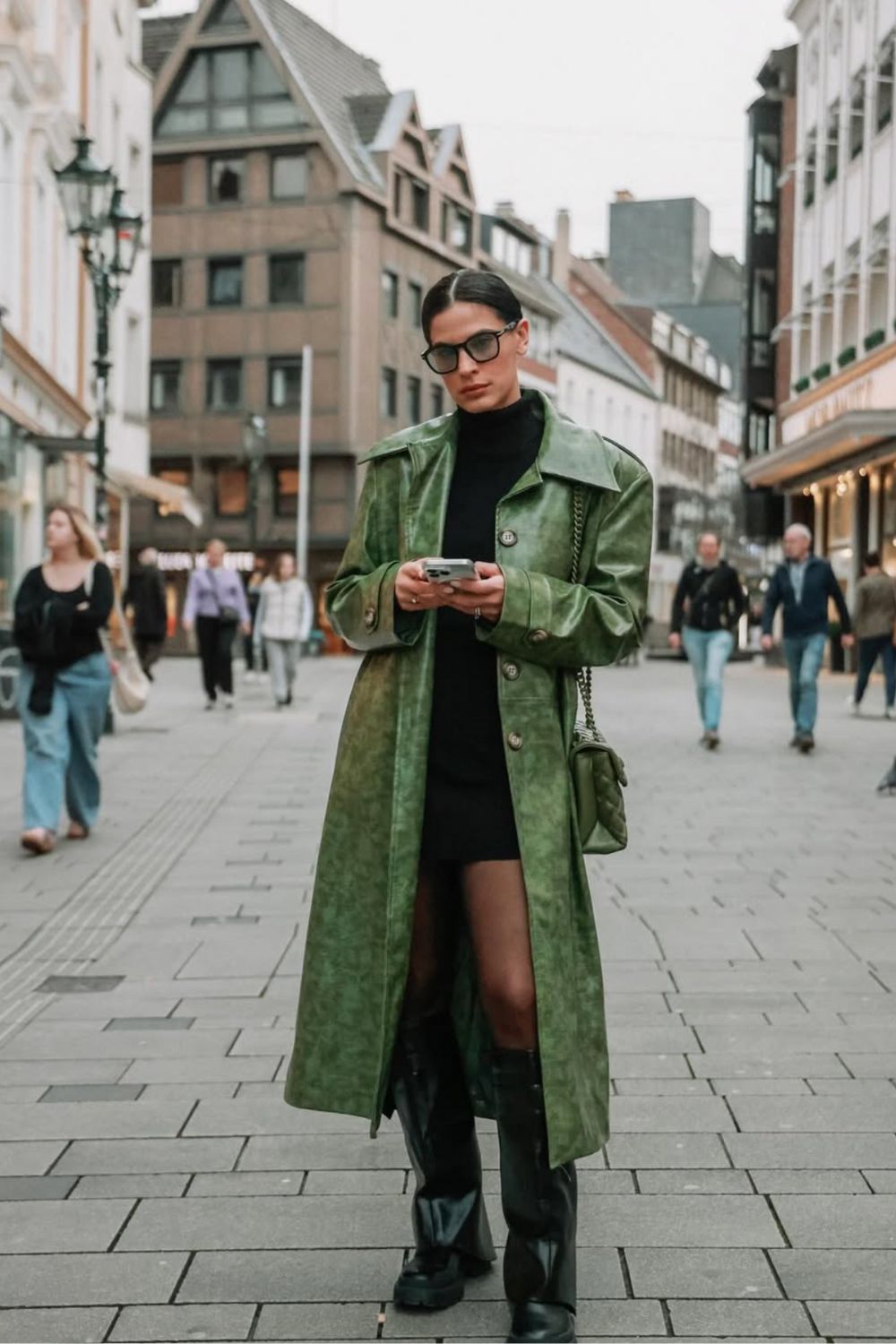 Discover chic green leather jacket outfit ideas, from casual street style to polished evening looks. Get inspired by trendy ways to style green leather for every season. Olive Green Leather Jacket Outfit, Dark Green Leather Jacket Outfit, Rachel Green Leather Jacket, Leather Green Jacket Outfit, Light Green Leather Jacket Outfit, Army Green Leather Jacket Outfit, How To Style Green Leather Jacket, Green Faux Leather Jacket, Sage Green, Vintage Green, Emerald Green, Khaki Green, Moss Green