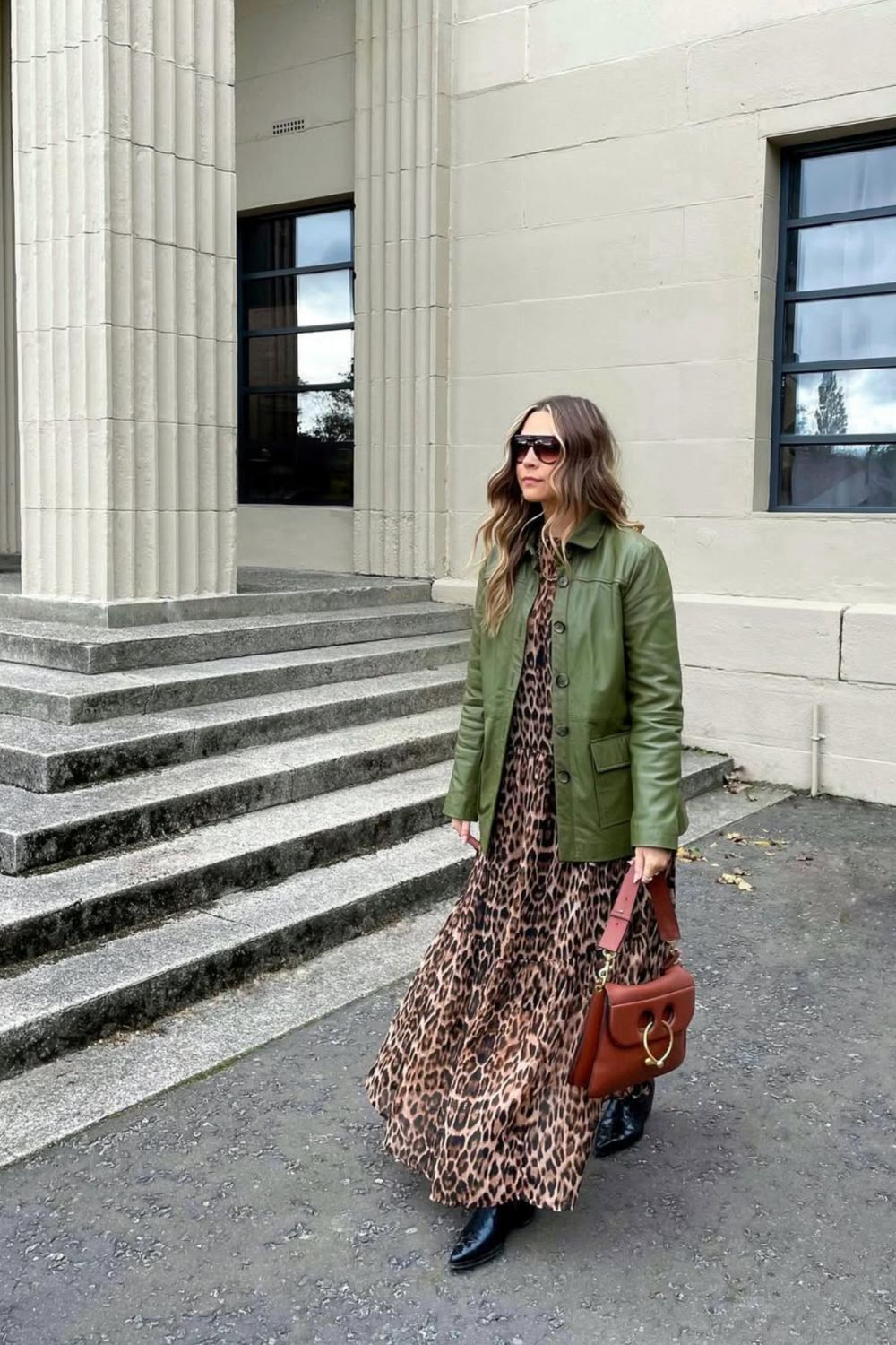 Discover chic green leather jacket outfit ideas, from casual street style to polished evening looks. Get inspired by trendy ways to style green leather for every season. Olive Green Leather Jacket Outfit, Dark Green Leather Jacket Outfit, Rachel Green Leather Jacket, Leather Green Jacket Outfit, Light Green Leather Jacket Outfit, Army Green Leather Jacket Outfit, How To Style Green Leather Jacket, Green Faux Leather Jacket, Sage Green, Vintage Green, Emerald Green, Khaki Green, Moss Green