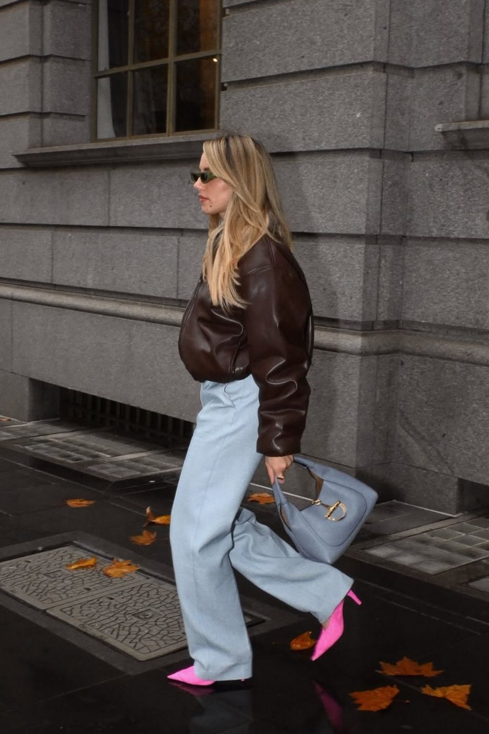 Discover chic Gucci bag outfit ideas to style your favorite designer piece. From casual streetwear to elegant evening looks, get inspired with versatile ways to elevate every outfit with a Gucci bag. Gucci Ophidia Bag Outfit, Gucci Jackie Bag Outfit, Gucci Marmont Bag Outfit, Gucci Crossbody Bag Outfit, Gucci Ophidia Mini Bag, Gucci Belt Bag, Gucci Tote Bag, Gucci Bag Outfit Street Styles, Gucci Shoulder Bag, Vintage Gucci Bag, Gucci Hobo Bag Outfit, Gucci Bamboo Bag, Gucci Boston Bag, Mini