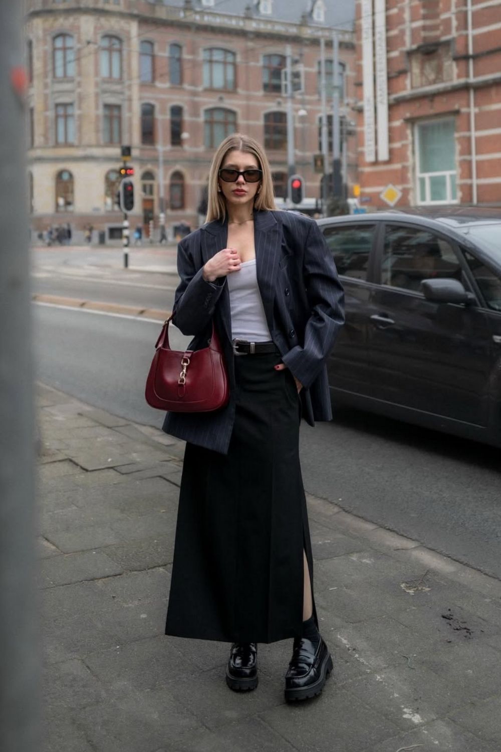 Discover chic Gucci bag outfit ideas to style your favorite designer piece. From casual streetwear to elegant evening looks, get inspired with versatile ways to elevate every outfit with a Gucci bag. Gucci Ophidia Bag Outfit, Gucci Jackie Bag Outfit, Gucci Marmont Bag Outfit, Gucci Crossbody Bag Outfit, Gucci Ophidia Mini Bag, Gucci Belt Bag, Gucci Tote Bag, Gucci Bag Outfit Street Styles, Gucci Shoulder Bag, Vintage Gucci Bag, Gucci Hobo Bag Outfit, Gucci Bamboo Bag, Gucci Boston Bag, Mini