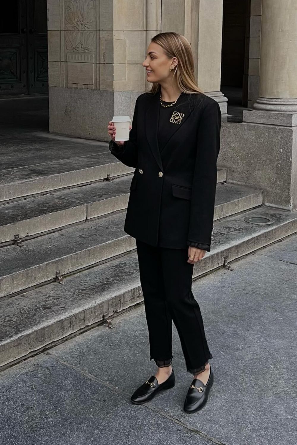 Discover 32 stylish Gucci loafer outfit ideas that prove these timeless shoes go with everything—from tailored suits and dresses to jeans and casual looks. Get inspired with styling tips to wear your Gucci loafers for work, weekends, and beyond. Gucci Loafers Women Outfit, Gucci Fur Loafers Outfit, Red Gucci Loafers Outfit, Gucci Platform Loafers Outfit, Black Gucci Loafers Outfit, Brown Gucci Loafers Outfit, Gucci Chunky Loafers Outfit, Winter Summer, Pink Gucci Loafers, Gucci Lug Sole Loafers