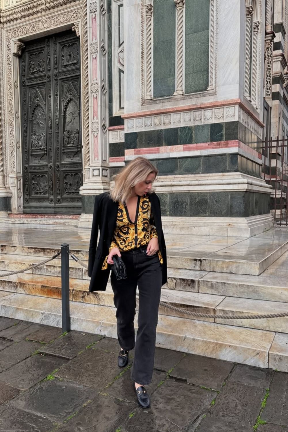 Discover 32 stylish Gucci loafer outfit ideas that prove these timeless shoes go with everything—from tailored suits and dresses to jeans and casual looks. Get inspired with styling tips to wear your Gucci loafers for work, weekends, and beyond. Gucci Loafers Women Outfit, Gucci Fur Loafers Outfit, Red Gucci Loafers Outfit, Gucci Platform Loafers Outfit, Black Gucci Loafers Outfit, Brown Gucci Loafers Outfit, Gucci Chunky Loafers Outfit, Winter Summer, Pink Gucci Loafers, Gucci Lug Sole Loafers