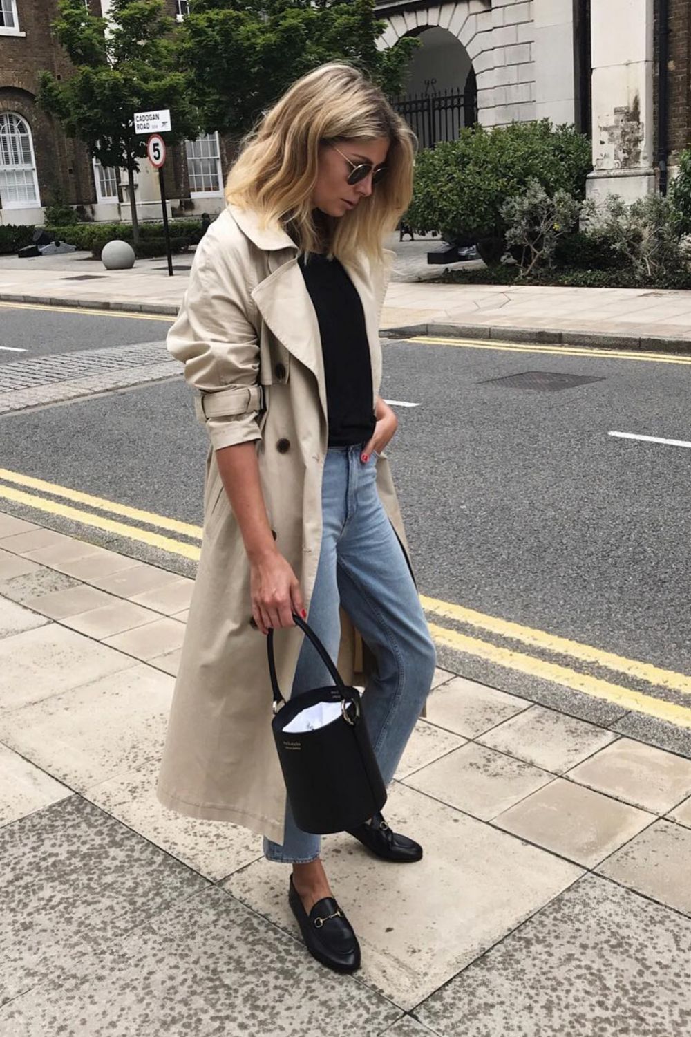 Discover 32 stylish Gucci loafer outfit ideas that prove these timeless shoes go with everything—from tailored suits and dresses to jeans and casual looks. Get inspired with styling tips to wear your Gucci loafers for work, weekends, and beyond. Gucci Loafers Women Outfit, Gucci Fur Loafers Outfit, Red Gucci Loafers Outfit, Gucci Platform Loafers Outfit, Black Gucci Loafers Outfit, Brown Gucci Loafers Outfit, Gucci Chunky Loafers Outfit, Winter Summer, Pink Gucci Loafers, Gucci Lug Sole Loafers