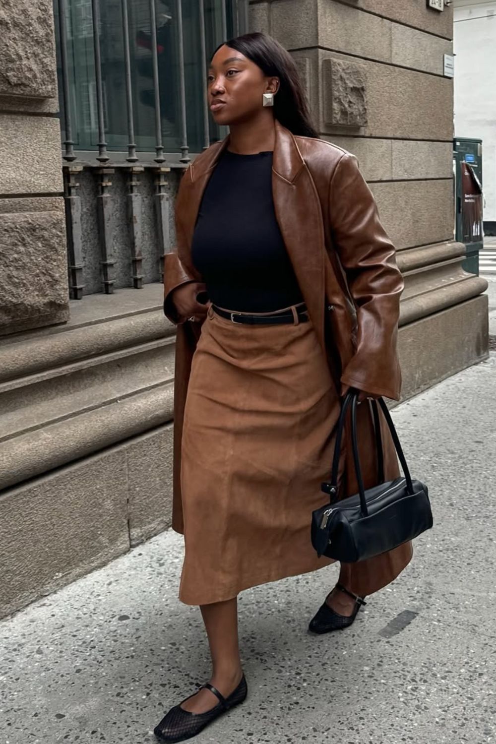 Discover 30+ chic leather jacket outfit ideas to style this season. From classic black and brown to bold colors and vintage suede, these looks will inspire effortless street style, casual chic, and polished layering. Perfect for everyday wear or statement fashion moments. Red Leather Jacket Outfit, Black Leather Jacket Outfit, Long Leather Jacket Outfit, Burgundy Leather Jacket, Cropped Leather Jacket Outfit, White Leather Jacket Outfit, Green Leather Jacket, Winter, Outfit With Leather Jacket