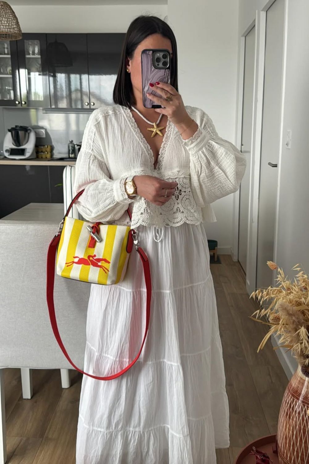 Discover stylish Longchamp bag outfit ideas for every occasion. From casual day looks to chic evening styles, get inspired and shop the best bags to elevate your wardrobe. Longchamp Le Pliage Outfit, Longchamp Bag Aesthetic, Longchamp Outfit, Longchamp Aesthetic, Mini Longchamp Bag Outfit, Mini Le Pliage Outfit, Black Longchamp Bag Outfit, Longchamp Backpack Outfit, Blue Longchamp Bag Outfit, Longchamp Pouch Outfit, Longchamp Tote Bag Outfit, Red, Pink, Brown, Green, Beige, Navy Discover stylish Longchamp bag outfit ideas for every occasion. From casual day looks to chic evening styles, get inspired and shop the best bags to elevate your wardrobe. Longchamp Le Pliage Outfit, Longchamp Bag Aesthetic, Longchamp Outfit, Longchamp Aesthetic, Mini Longchamp Bag Outfit, Mini Le Pliage Outfit, Black Longchamp Bag Outfit, Longchamp Backpack Outfit, Blue Longchamp Bag Outfit, Longchamp Pouch Outfit, Longchamp Tote Bag Outfit, Red, Pink, Brown, Green, Beige, Navy
