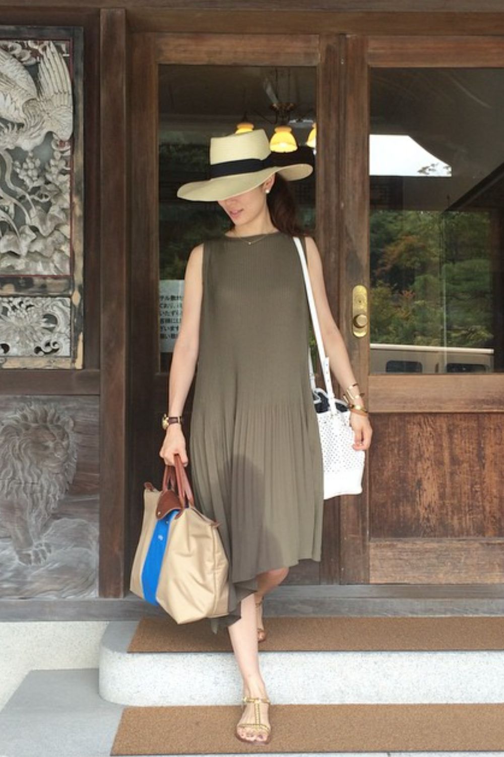 Discover stylish Longchamp bag outfit ideas for every occasion. From casual day looks to chic evening styles, get inspired and shop the best bags to elevate your wardrobe. Longchamp Le Pliage Outfit, Longchamp Bag Aesthetic, Longchamp Outfit, Longchamp Aesthetic, Mini Longchamp Bag Outfit, Mini Le Pliage Outfit, Black Longchamp Bag Outfit, Longchamp Backpack Outfit, Blue Longchamp Bag Outfit, Longchamp Pouch Outfit, Longchamp Tote Bag Outfit, Red, Pink, Brown, Green, Beige, Navy Discover stylish Longchamp bag outfit ideas for every occasion. From casual day looks to chic evening styles, get inspired and shop the best bags to elevate your wardrobe. Longchamp Le Pliage Outfit, Longchamp Bag Aesthetic, Longchamp Outfit, Longchamp Aesthetic, Mini Longchamp Bag Outfit, Mini Le Pliage Outfit, Black Longchamp Bag Outfit, Longchamp Backpack Outfit, Blue Longchamp Bag Outfit, Longchamp Pouch Outfit, Longchamp Tote Bag Outfit, Red, Pink, Brown, Green, Beige, Navy