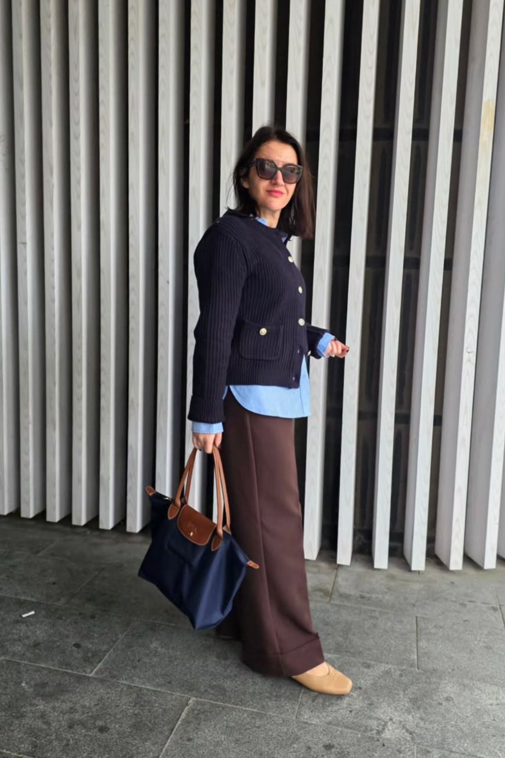 Discover stylish Longchamp bag outfit ideas for every occasion. From casual day looks to chic evening styles, get inspired and shop the best bags to elevate your wardrobe. Longchamp Le Pliage Outfit, Longchamp Bag Aesthetic, Longchamp Outfit, Longchamp Aesthetic, Mini Longchamp Bag Outfit, Mini Le Pliage Outfit, Black Longchamp Bag Outfit, Longchamp Backpack Outfit, Blue Longchamp Bag Outfit, Longchamp Pouch Outfit, Longchamp Tote Bag Outfit, Red, Pink, Brown, Green, Beige, Navy Discover stylish Longchamp bag outfit ideas for every occasion. From casual day looks to chic evening styles, get inspired and shop the best bags to elevate your wardrobe. Longchamp Le Pliage Outfit, Longchamp Bag Aesthetic, Longchamp Outfit, Longchamp Aesthetic, Mini Longchamp Bag Outfit, Mini Le Pliage Outfit, Black Longchamp Bag Outfit, Longchamp Backpack Outfit, Blue Longchamp Bag Outfit, Longchamp Pouch Outfit, Longchamp Tote Bag Outfit, Red, Pink, Brown, Green, Beige, Navy