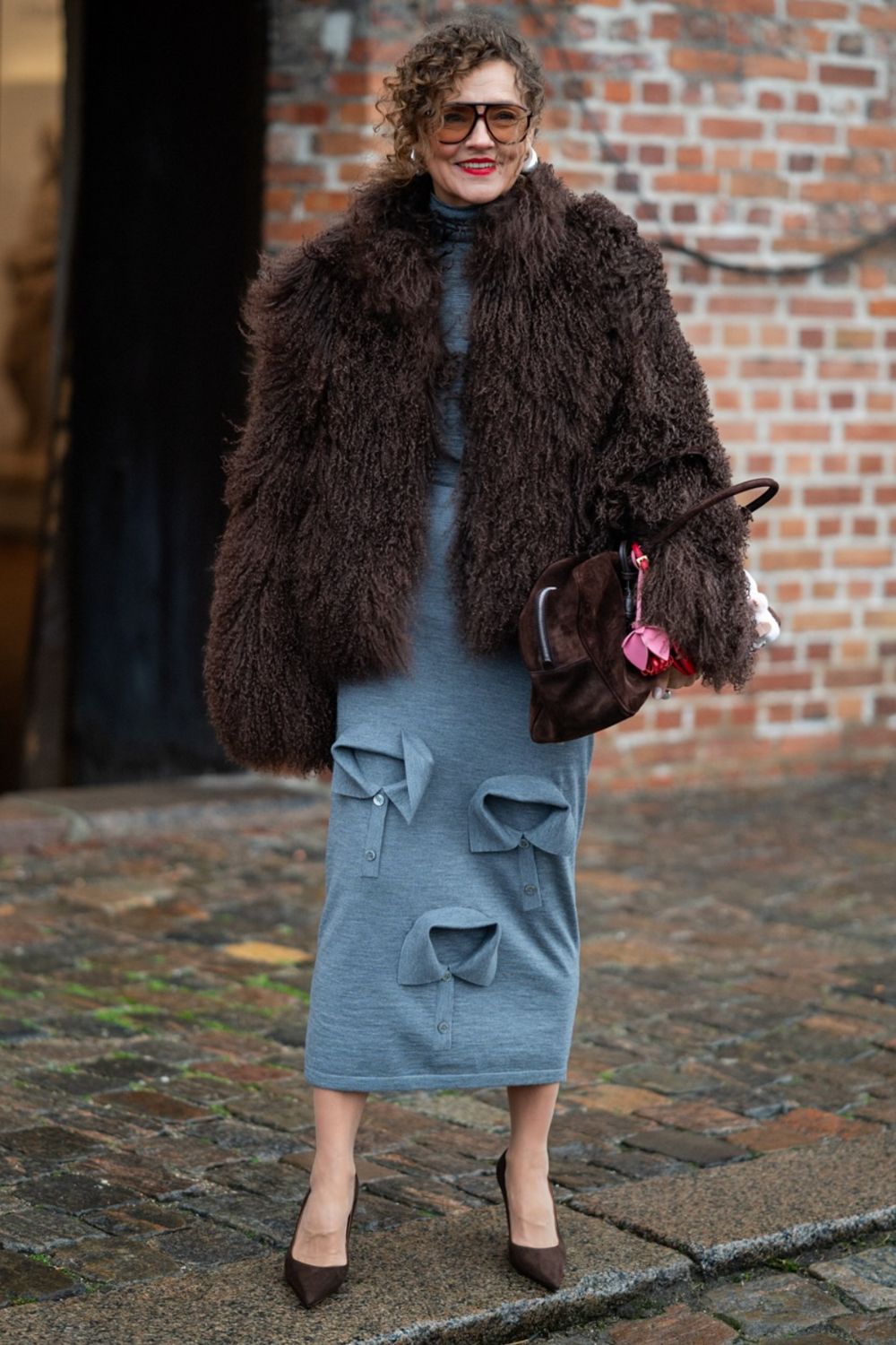 Discover 30+ chic Miu Miu bag outfit ideas styled with everything from tailored suits and cozy coats to sporty looks and dresses. Get inspired by elegant, casual, and trendy ways to wear your Miu Miu bag for any occasion. Miu Miu Arcadie Bag Outfit, Miu Miu Wander Bag Outfit, Miu Miu Matelasse Bag Outfit, Miu Miu Tote Bag, Miu Miu Crochet Bag, Miu Miu Arcadie Bag, Miu Miu Bag Aesthetic, Miu Miu Shoulder Bag, Miu Miu Red Bag, Miu Miu Arcadie Bag Outfit, Miu Miu Style Outfit, Miu Miu Outfit Ideas