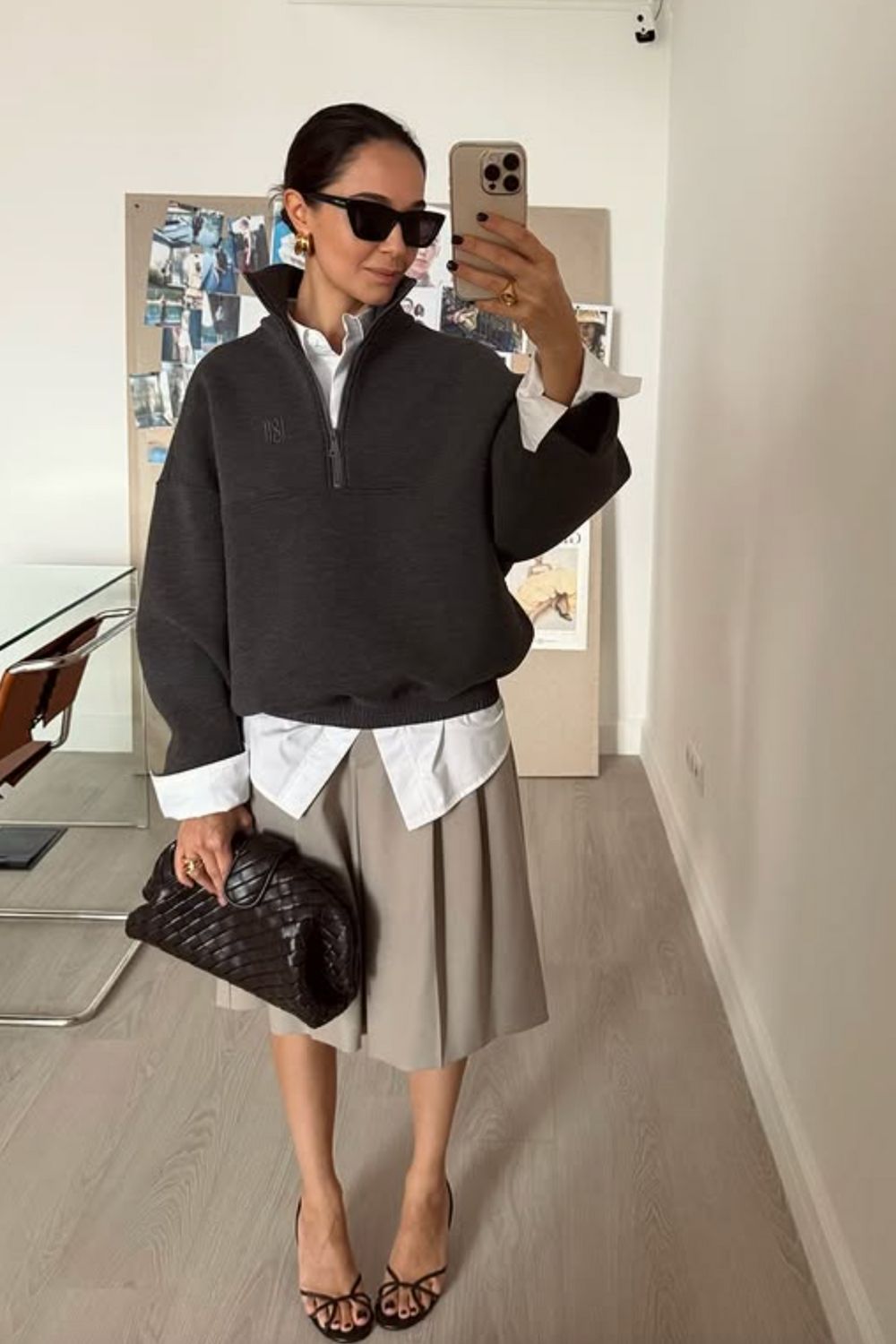 Discover chic Bottega Veneta bag outfit ideas—from casual denim looks to polished evening styles. Get inspired with versatile ways to style woven totes, clutches, and shoulder bags for every occasion. Bottega Veneta Outfit, Bottega Veneta Jodie Bag Outfit, Bottega Veneta Sneakers Outfit, Bottega Veneta Boots Outfit, Bottega Veneta Orbit Sneakers Outfit, Bottega Veneta Andiamo Outfit, Bottega Veneta Hobo Bag Outfit, Bottega Veneta Mini Pouch Outfit, Bottega Veneta Clutch Outfit