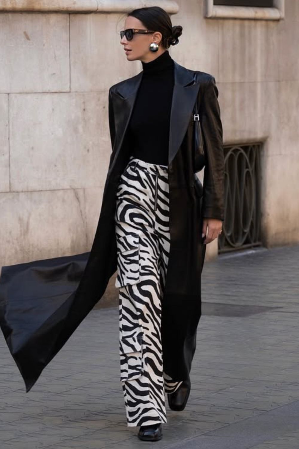 Discover 20+ chic long leather jacket outfit ideas for every season. From classic black trenches to bold colored styles, get inspired by effortlessly cool looks that mix edge with elegance — perfect for Pinterest outfit boards or your next style refresh. Long Leather Jacket Outfit, Long Black Leather Jacket Outfit, Long Brown Leather Jacket Outfit, Leather Long Jacket Outfit, Long Leather Jacket Outfit Street Style, Long Dress With Leather Jacket, Long Leather Jacket Outfits Women, Long Red Leather Jacket Outfit, Long Leather Jacket Outfits, How To Style Long Leather Jacket, Leather Jacket Long Outfit, Black Long Leather Jacket Discover 20+ chic long leather jacket outfit ideas for every season. From classic black trenches to bold colored styles, get inspired by effortlessly cool looks that mix edge with elegance — perfect for Pinterest outfit boards or your next style refresh. Long Leather Jacket Outfit, Long Black Leather Jacket Outfit, Long Brown Leather Jacket Outfit, Leather Long Jacket Outfit, Long Leather Jacket Outfit Street Style, Long Dress With Leather Jacket, Long Leather Jacket Outfits Women, Long Red Leather Jacket Outfit, Long Leather Jacket Outfits, How To Style Long Leather Jacket, Leather Jacket Long Outfit, Black Long Leather Jacket