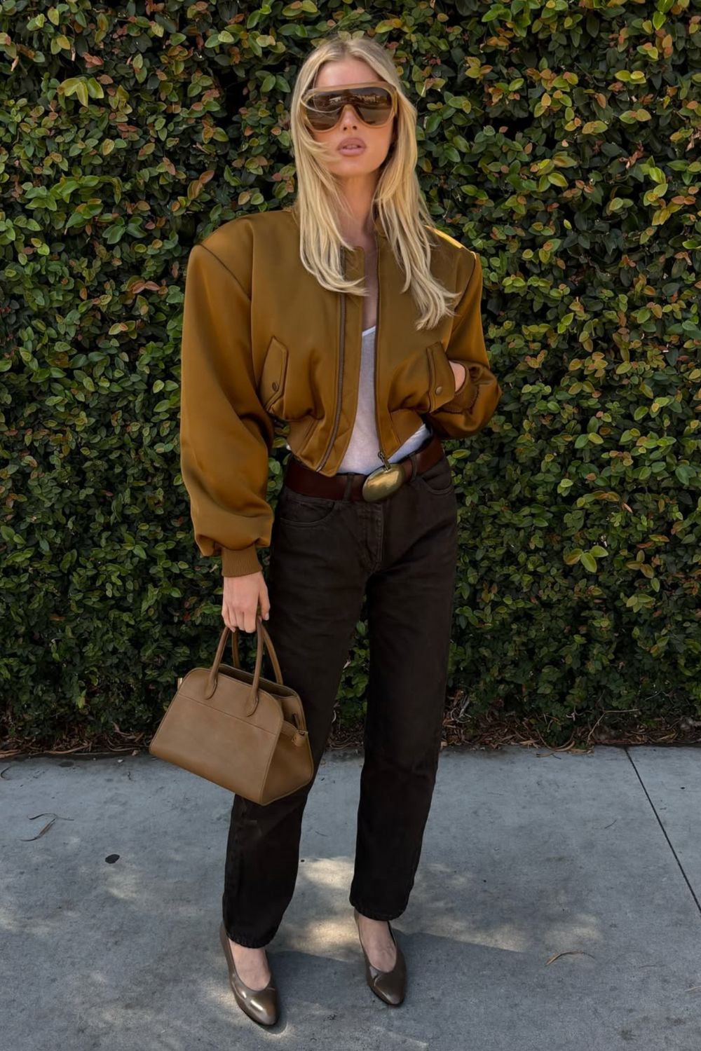 Discover chic brown jeans outfit ideas for every season — from cozy knits and blazers to layered neutrals and soft pink tones. Get effortless style inspiration for casual days, city outings, and polished looks you'll want to recreate. Brown Jeans Outfit Aesthetic, Brown Jeans Outfit Women, Brown Top And Jeans Outfit, Brown Baggy Jeans Outfit, Light Brown Jeans Outfit, Dark Brown Jeans Outfit, Outfit With Brown Jeans, Brown And Jeans Outfit, Brown Jeans Outfit Winter, Brown Wide Leg Jeans Outfit, Brown Flare Jeans Outfit, Brown Cargo Jeans Outfit Discover chic brown jeans outfit ideas for every season — from cozy knits and blazers to layered neutrals and soft pink tones. Get effortless style inspiration for casual days, city outings, and polished looks you'll want to recreate.Brown Jeans Outfit Aesthetic, Brown Jeans Outfit Women, Brown Top And Jeans Outfit, Brown Baggy Jeans Outfit, Light Brown Jeans Outfit, Dark Brown Jeans Outfit, Outfit With Brown Jeans, Brown And Jeans Outfit, Brown Jeans Outfit Winter, Brown Wide Leg Jeans Outfit, Brown Flare Jeans Outfit, Brown Cargo Jeans Outfit