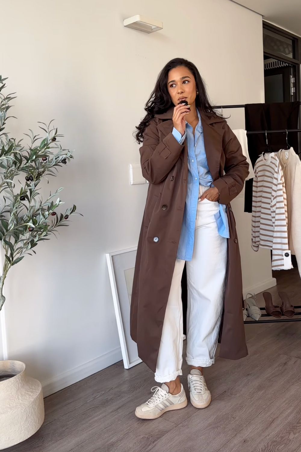 Discover chic brown trench coat outfit ideas perfect for fall and winter. From casual denim looks to polished neutrals and leather styles, get inspired to style your trench coat effortlessly for everyday or city outings.Brown Leather Trench Coat Outfit, Dark Brown Trench Coat Outfit, Light Brown Trench Coat Outfit, Brown Trench Outfit, Trench Coat Brown Outfit, Long Brown Trench Coat Outfit, Brown Suede Trench Coat Outfit, Chocolate Brown Trench Coat Outfit, Brown Leather Trench Outfit, Brown Trench Coat Outfit Casual, Brown Trench Coat Outfit Black Women, Brown Trench Coat Outfit Women, Long Brown Leather Trench Coat Outfit, Leather Brown Trench Coat Outfit Discover chic brown trench coat outfit ideas perfect for fall and winter. From casual denim looks to polished neutrals and leather styles, get inspired to style your trench coat effortlessly for everyday or city outings.Brown Leather Trench Coat Outfit, Dark Brown Trench Coat Outfit, Light Brown Trench Coat Outfit, Brown Trench Outfit, Trench Coat Brown Outfit, Long Brown Trench Coat Outfit, Brown Suede Trench Coat Outfit, Chocolate Brown Trench Coat Outfit, Brown Leather Trench Outfit, Brown Trench Coat Outfit Casual, Brown Trench Coat Outfit Black Women, Brown Trench Coat Outfit Women, Long Brown Leather Trench Coat Outfit, Leather Brown Trench Coat Outfit