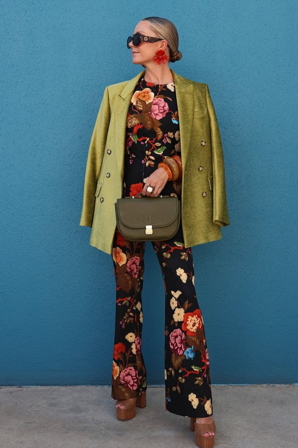 Discover 20+ chic green blazer outfit ideas, from casual street-style looks to bold fashion-week moments. Get inspired with stylish ways to wear green blazers for any season, featuring layering tips, color combos, and polished ensembles.Olive Green Blazer Outfit, Dark Green Blazer Outfit, Light Green Blazer Outfit, Mint Green Blazer Outfit, Sage Green Blazer Outfit, Lime Green Blazer Outfit, Emerald Green Blazer Outfit, Green Velvet Blazer Outfit, Green Blazer Outfit Work, Army Green Blazer Outfit, Outfit With Green Blazer, Neon Green Blazer Outfit, Dark Green Blazer Outfit For Women, Green Leather Blazer Outfit, Pastel Green Blazer Outfit, Pastel Green Blazer Outfit Discover 20+ chic green blazer outfit ideas, from casual street-style looks to bold fashion-week moments. Get inspired with stylish ways to wear green blazers for any season, featuring layering tips, color combos, and polished ensembles.Olive Green Blazer Outfit, Dark Green Blazer Outfit, Light Green Blazer Outfit, Mint Green Blazer Outfit, Sage Green Blazer Outfit, Lime Green Blazer Outfit, Emerald Green Blazer Outfit, Green Velvet Blazer Outfit, Green Blazer Outfit Work, Army Green Blazer Outfit, Outfit With Green Blazer, Neon Green Blazer Outfit, Dark Green Blazer Outfit For Women, Green Leather Blazer Outfit, Pastel Green Blazer Outfit, Pastel Green Blazer Outfit