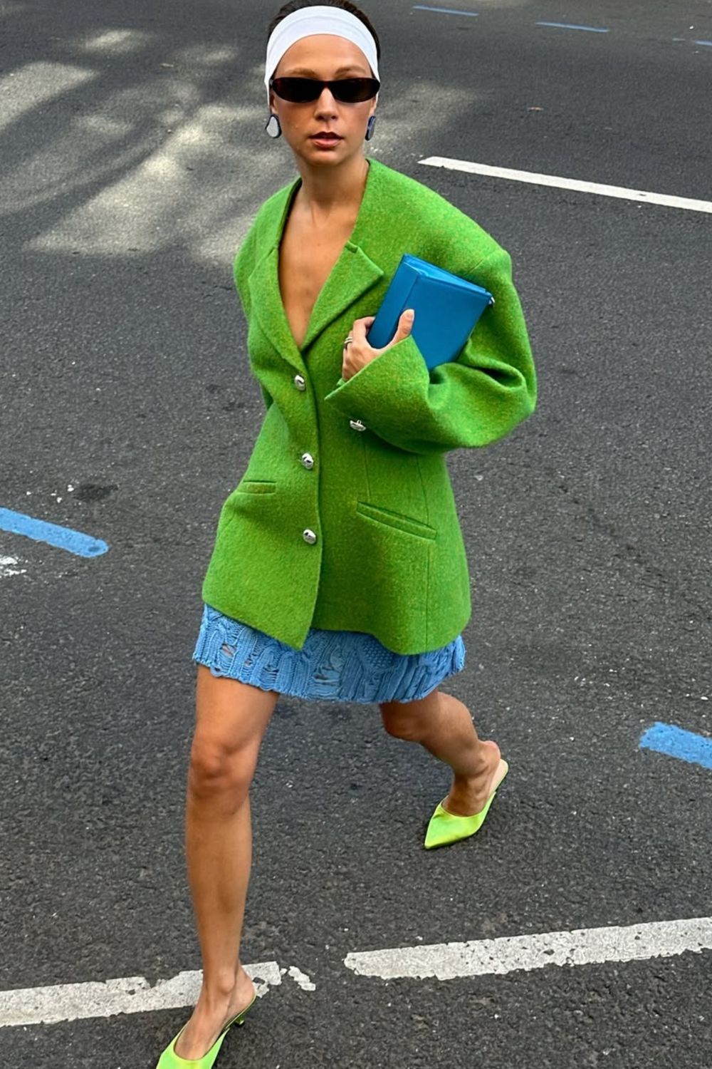 Discover 20+ chic green blazer outfit ideas, from casual street-style looks to bold fashion-week moments. Get inspired with stylish ways to wear green blazers for any season, featuring layering tips, color combos, and polished ensembles.Olive Green Blazer Outfit, Dark Green Blazer Outfit, Light Green Blazer Outfit, Mint Green Blazer Outfit, Sage Green Blazer Outfit, Lime Green Blazer Outfit, Emerald Green Blazer Outfit, Green Velvet Blazer Outfit, Green Blazer Outfit Work, Army Green Blazer Outfit, Outfit With Green Blazer, Neon Green Blazer Outfit, Dark Green Blazer Outfit For Women, Green Leather Blazer Outfit, Pastel Green Blazer Outfit, Pastel Green Blazer Outfit Discover 20+ chic green blazer outfit ideas, from casual street-style looks to bold fashion-week moments. Get inspired with stylish ways to wear green blazers for any season, featuring layering tips, color combos, and polished ensembles.Olive Green Blazer Outfit, Dark Green Blazer Outfit, Light Green Blazer Outfit, Mint Green Blazer Outfit, Sage Green Blazer Outfit, Lime Green Blazer Outfit, Emerald Green Blazer Outfit, Green Velvet Blazer Outfit, Green Blazer Outfit Work, Army Green Blazer Outfit, Outfit With Green Blazer, Neon Green Blazer Outfit, Dark Green Blazer Outfit For Women, Green Leather Blazer Outfit, Pastel Green Blazer Outfit, Pastel Green Blazer Outfit