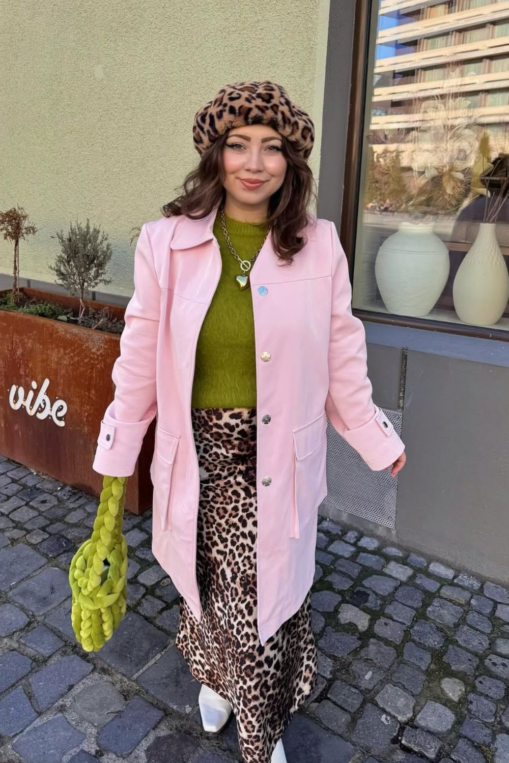 Discover chic green sweater outfit ideas — from cozy cable knits to sleek satin pairings. Get inspired by effortless, modern looks that prove green is the new neutral for every season. Perfect for Pinterest fashion inspiration! Dark Green Sweater Outfit, Olive Green Sweater Outfit, Green Knit Sweater Outfit, Light Green Sweater Outfit, Green Knitted Sweater Outfit, Mint Green Sweater Outfit, Lime Green, Bright Green, Forest Green, Sage Green, Emerald Green, Army Green, Neon Green Outfit Discover chic green sweater outfit ideas — from cozy cable knits to sleek satin pairings. Get inspired by effortless, modern looks that prove green is the new neutral for every season. Perfect for Pinterest fashion inspiration! Dark Green Sweater Outfit, Olive Green Sweater Outfit, Green Knit Sweater Outfit, Light Green Sweater Outfit, Green Knitted Sweater Outfit, Mint Green Sweater Outfit, Lime Green, Bright Green, Forest Green, Sage Green, Emerald Green, Army Green, Neon Green Outfit