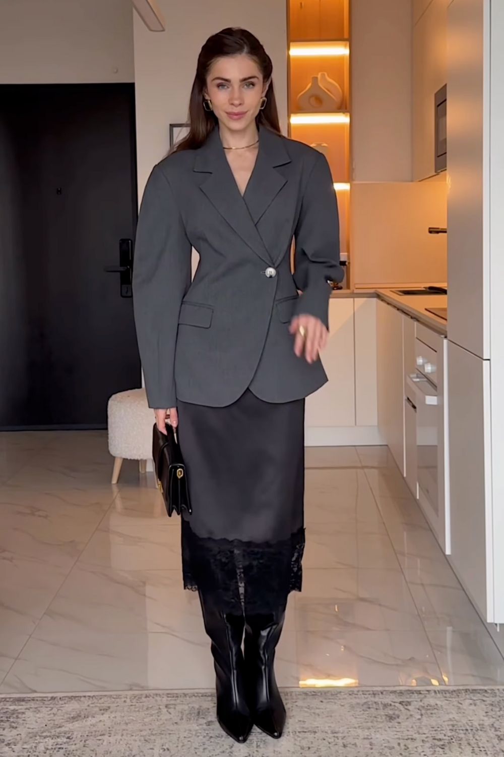 Chic grey blazer outfit ideas for every season—discover 30+ stylish looks with skirts, jeans, dresses, tailoring, and street-style combos. Perfect inspo for Pinterest, travel outfits, workwear, and everyday elevated style.Grey Blazer Women Outfit, Grey Blazer Outfit Casual, Grey Oversized Blazer Outfit, Dark Grey Blazer Women Outfit, Grey Blazer Outfit Work, Oversized Grey Blazer Outfit, Grey Blazer Outfit Women, Light Grey Blazer Outfit, Dark Grey Blazer Outfit, Outfit With Grey Blazer, Grey Plaid Blazer Outfit, Grey Striped Blazer Outfit, Grey Pinstripe Blazer Outfit, Grey Checked Blazer Outfit, Grey Blazer Winter Outfit, Grey Blazer And Skirt Outfit