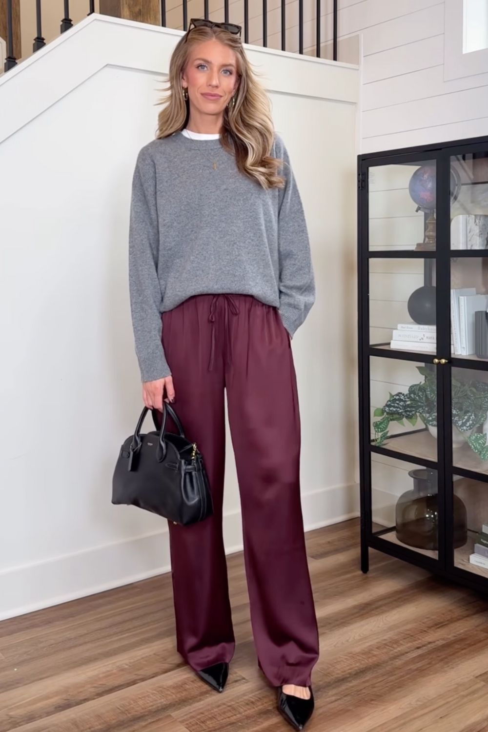 Chic grey sweater outfit ideas for every season—discover effortless ways to style grey knits with skirts, jeans, trousers, and layers. Perfect everyday inspiration for elevating your wardrobe with cosy, modern, and versatile looks.Grey Knit Sweater Outfit, Dark Grey Sweater Outfit, Light Grey Sweater Outfit, Grey Sweater Vest Outfit, Grey Sweater Dress Outfit, Grey Sweater Outfit Women, Grey Knitted Sweater Outfit, Grey Off The Shoulder Sweater Outfit, Grey Off Shoulder Sweater Outfit, Outfit With Grey Sweater, Oversized Grey Sweater Outfit, Grey Sweater Outfit Aesthetic, Grey Oversized Sweater Outfit Chic grey sweater outfit ideas for every season—discover effortless ways to style grey knits with skirts, jeans, trousers, and layers. Perfect everyday inspiration for elevating your wardrobe with cosy, modern, and versatile looks.Grey Knit Sweater Outfit, Dark Grey Sweater Outfit, Light Grey Sweater Outfit, Grey Sweater Vest Outfit, Grey Sweater Dress Outfit, Grey Sweater Outfit Women, Grey Knitted Sweater Outfit, Grey Off The Shoulder Sweater Outfit, Grey Off Shoulder Sweater Outfit, Outfit With Grey Sweater, Oversized Grey Sweater Outfit, Grey Sweater Outfit Aesthetic, Grey Oversized Sweater Outfit