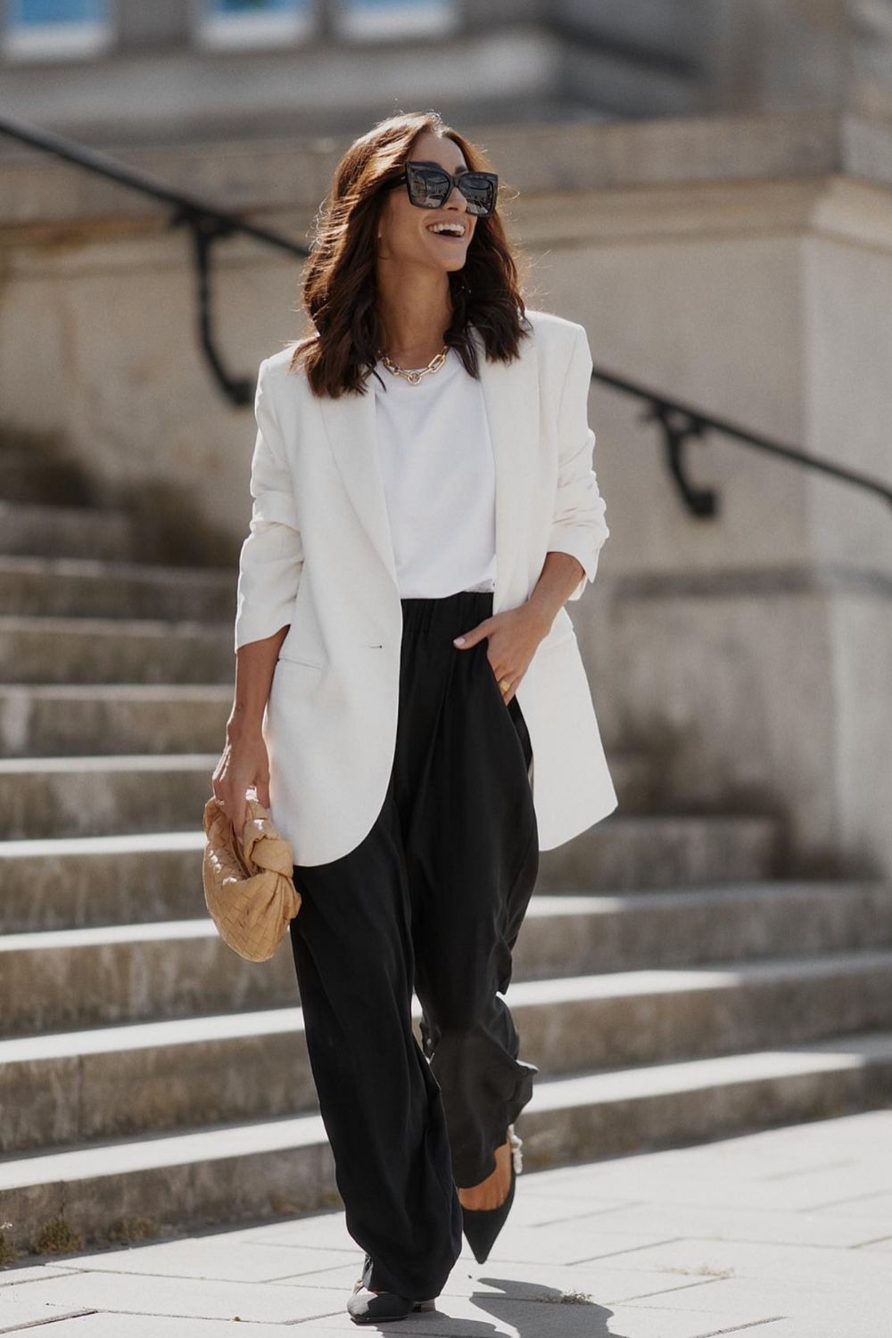 Discover 34+ chic white blazer outfit ideas, from casual daytime looks to glamorous evening styles. Get inspired by monochrome outfits, tailored layers, denim pairings, and elegant dressy ensembles for every season.White Blazer Outfit Work, White Blazer Outfit Casual, White Blazer Outfit Dressy, Off White Blazer Outfit, Black And White Blazer Outfit, White Linen Blazer Outfit, Blazer White Outfit, Outfit With White Blazer, White Blazer Black Pants Outfit, White Oversized Blazer Outfit, White Blazer Winter Outfit, White Blazer Outfit Casual Classy, Oversized White Blazer Outfit Discover 34+ chic white blazer outfit ideas, from casual daytime looks to glamorous evening styles. Get inspired by monochrome outfits, tailored layers, denim pairings, and elegant dressy ensembles for every season.White Blazer Outfit Work, White Blazer Outfit Casual, White Blazer Outfit Dressy, Off White Blazer Outfit, Black And White Blazer Outfit, White Linen Blazer Outfit, Blazer White Outfit, Outfit With White Blazer, White Blazer Black Pants Outfit, White Oversized Blazer Outfit, White Blazer Winter Outfit, White Blazer Outfit Casual Classy, Oversized White Blazer Outfit