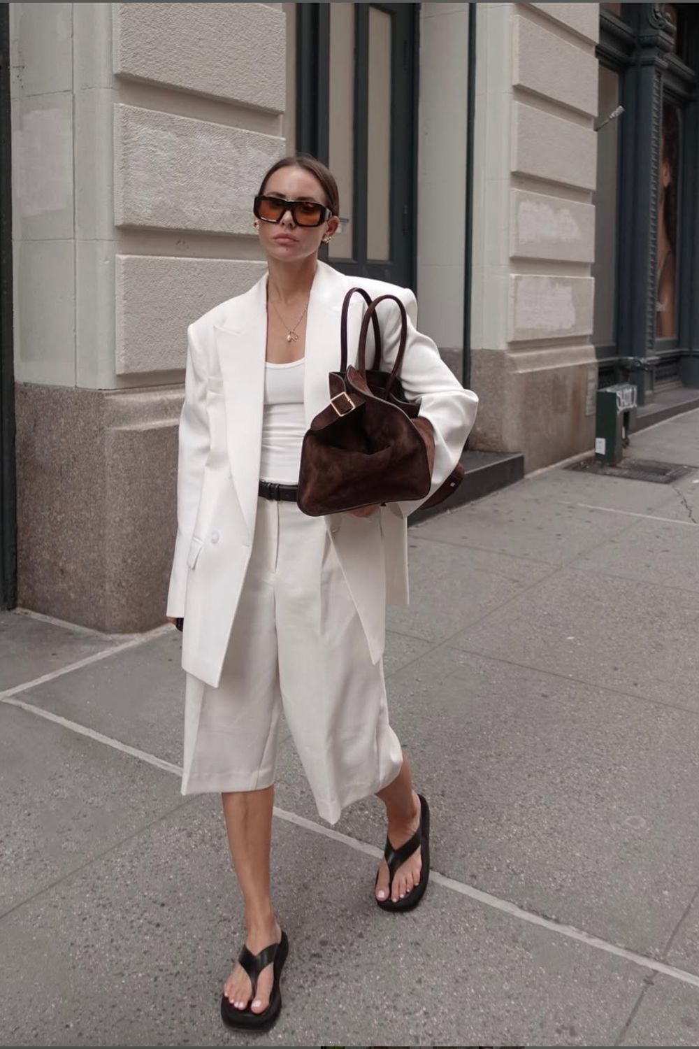 Discover 34+ chic white blazer outfit ideas, from casual daytime looks to glamorous evening styles. Get inspired by monochrome outfits, tailored layers, denim pairings, and elegant dressy ensembles for every season.White Blazer Outfit Work, White Blazer Outfit Casual, White Blazer Outfit Dressy, Off White Blazer Outfit, Black And White Blazer Outfit, White Linen Blazer Outfit, Blazer White Outfit, Outfit With White Blazer, White Blazer Black Pants Outfit, White Oversized Blazer Outfit, White Blazer Winter Outfit, White Blazer Outfit Casual Classy, Oversized White Blazer Outfit Discover 34+ chic white blazer outfit ideas, from casual daytime looks to glamorous evening styles. Get inspired by monochrome outfits, tailored layers, denim pairings, and elegant dressy ensembles for every season.White Blazer Outfit Work, White Blazer Outfit Casual, White Blazer Outfit Dressy, Off White Blazer Outfit, Black And White Blazer Outfit, White Linen Blazer Outfit, Blazer White Outfit, Outfit With White Blazer, White Blazer Black Pants Outfit, White Oversized Blazer Outfit, White Blazer Winter Outfit, White Blazer Outfit Casual Classy, Oversized White Blazer Outfit