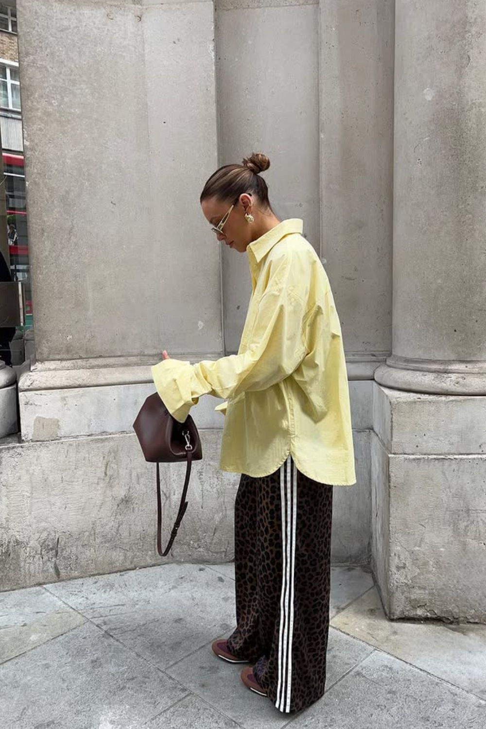 Yellow Shirt OutfitsBrighten your wardrobe with these chic yellow shirt outfit ideas. Discover stylish ways to wear a yellow shirt—from casual denim looks to bold monochrome sets and elegant layered outfits. Perfect inspiration for any season. Yellow Shirt Outfit Women Casual, Yellow Striped Shirt Outfit, Yellow Button Up Shirt Outfit, Yellow Linen Shirt Outfit, Yellow Shirt Outfit Hijab, Mustard Yellow Shirt Outfit, Light Yellow Shirt Outfit, Yellow Shirt Outfit Women, Yellow Long Sleeve Shirt Outfit, Yellow Shirt And Jeans Outfit, Pastel Yellow Shirt Outfit, Yellow And White Striped Shirt Outfit, Pale Yellow Shirt Outfit