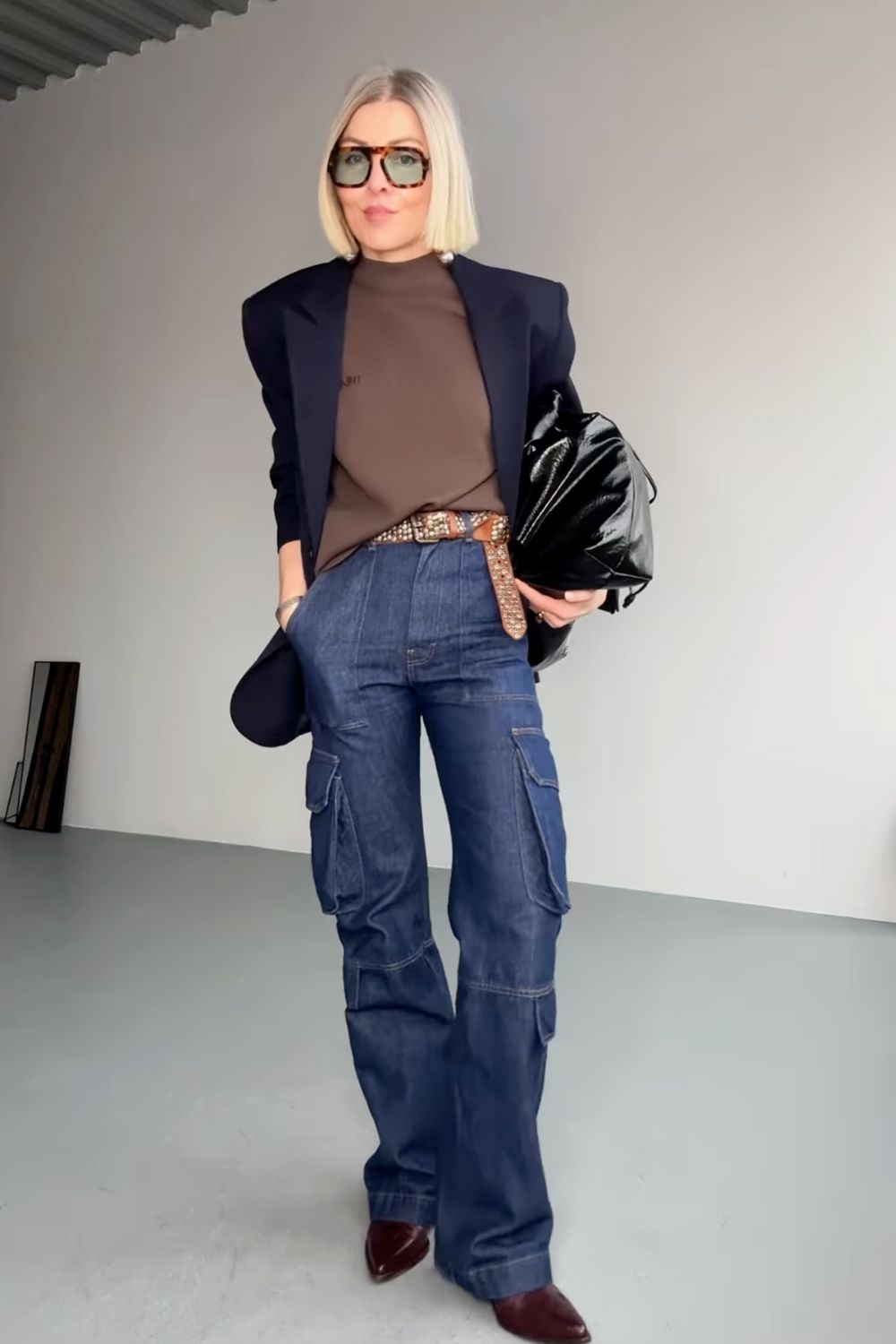 Discover 20+ cargo jeans outfit ideas with chic, modern styling tips. From casual streetwear to elevated statement looks, this guide shows how to wear cargo denim for every season and occasion. Perfect inspiration for fashion-forward dressing.Cargo Jeans Outfit, Cargo Jeans Outfit Women, Black Cargo Jeans Outfit, Blue Cargo Jeans Outfit, Baggy Cargo Jeans Outfit, Cargo Jeans Outfit Black Women, Jeans Cargo Outfit, Jeans Cargo Pants Outfit, Cargo Jeans Outfit Winter, White Cargo Jeans Outfit, Green, Black, Beige, Grey, Blue, Denim Cargo Pants Outfit, Cargo Denim Pants Outfit, Denim Cargo Pants Outfit Street Styles Discover 20+ cargo jeans outfit ideas with chic, modern styling tips. From casual streetwear to elevated statement looks, this guide shows how to wear cargo denim for every season and occasion. Perfect inspiration for fashion-forward dressing.Cargo Jeans Outfit, Cargo Jeans Outfit Women, Black Cargo Jeans Outfit, Blue Cargo Jeans Outfit, Baggy Cargo Jeans Outfit, Cargo Jeans Outfit Black Women, Jeans Cargo Outfit, Jeans Cargo Pants Outfit, Cargo Jeans Outfit Winter, White Cargo Jeans Outfit, Green, Black, Beige, Grey, Blue, Denim Cargo Pants Outfit, Cargo Denim Pants Outfit, Denim Cargo Pants Outfit Street Styles