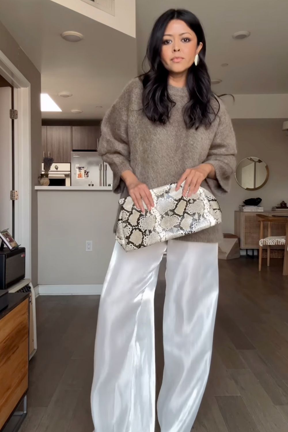 Discover chic satin pants outfit ideas with cozy knits, elegant monochrome looks, bold colour pairings, and effortless street-style inspiration. Perfect for elevating your wardrobe with stylish, versatile, and modern satin pant ensembles.Satin Pants Outfit, Black Satin Pants Outfit, Satin Cargo Pants Outfit, Satin Pants Outfit Classy, Satin Pants Outfit Casual, Brown Satin Pants Outfit, Satin Wide Leg Pants Outfit, Green Satin Pants Outfit, White Satin Pants Outfit, Blue Satin Pants Outfit, Pink Satin Pants Outfit, Satin Pants Outfit Winter, Black Satin Cargo Pants Outfit, Wide Leg Satin Pants Outfit, Black Satin Pants Outfit Classy Discover chic satin pants outfit ideas with cozy knits, elegant monochrome looks, bold colour pairings, and effortless street-style inspiration. Perfect for elevating your wardrobe with stylish, versatile, and modern satin pant ensembles.Satin Pants Outfit, Black Satin Pants Outfit, Satin Cargo Pants Outfit, Satin Pants Outfit Classy, Satin Pants Outfit Casual, Brown Satin Pants Outfit, Satin Wide Leg Pants Outfit, Green Satin Pants Outfit, White Satin Pants Outfit, Blue Satin Pants Outfit, Pink Satin Pants Outfit, Satin Pants Outfit Winter, Black Satin Cargo Pants Outfit, Wide Leg Satin Pants Outfit, Black Satin Pants Outfit Classy