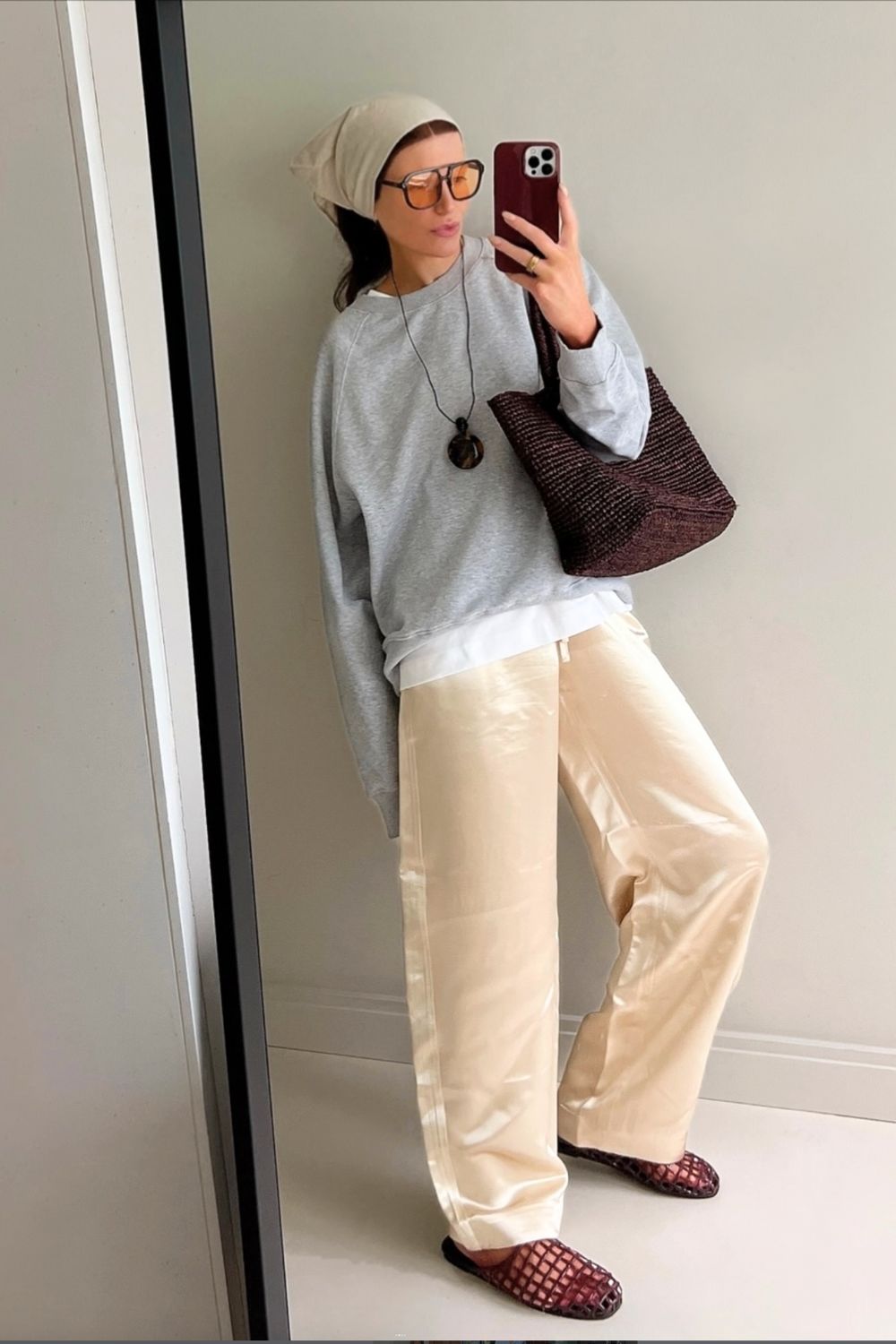 Discover chic satin pants outfit ideas with cozy knits, elegant monochrome looks, bold colour pairings, and effortless street-style inspiration. Perfect for elevating your wardrobe with stylish, versatile, and modern satin pant ensembles.Satin Pants Outfit, Black Satin Pants Outfit, Satin Cargo Pants Outfit, Satin Pants Outfit Classy, Satin Pants Outfit Casual, Brown Satin Pants Outfit, Satin Wide Leg Pants Outfit, Green Satin Pants Outfit, White Satin Pants Outfit, Blue Satin Pants Outfit, Pink Satin Pants Outfit, Satin Pants Outfit Winter, Black Satin Cargo Pants Outfit, Wide Leg Satin Pants Outfit, Black Satin Pants Outfit Classy Discover chic satin pants outfit ideas with cozy knits, elegant monochrome looks, bold colour pairings, and effortless street-style inspiration. Perfect for elevating your wardrobe with stylish, versatile, and modern satin pant ensembles.Satin Pants Outfit, Black Satin Pants Outfit, Satin Cargo Pants Outfit, Satin Pants Outfit Classy, Satin Pants Outfit Casual, Brown Satin Pants Outfit, Satin Wide Leg Pants Outfit, Green Satin Pants Outfit, White Satin Pants Outfit, Blue Satin Pants Outfit, Pink Satin Pants Outfit, Satin Pants Outfit Winter, Black Satin Cargo Pants Outfit, Wide Leg Satin Pants Outfit, Black Satin Pants Outfit Classy