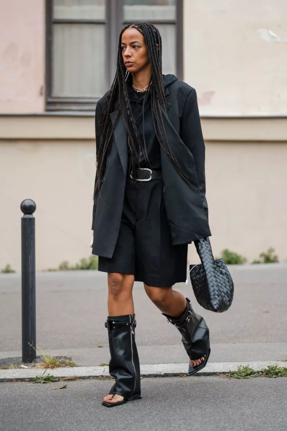 Discover stylish black hoodie outfit ideas that feel effortless and elevated. From casual street style to chic layered looks, learn how to style a black hoodie for every season and occasion. Black Zip Up Hoodie Outfit, Black Hoodie Outfit Aesthetic, Black Essentials Hoodie Outfit, Hoodie Outfit Black Women, Essentials Hoodie Outfit Women Black, Black Zipper Hoodie Outfit, Black Hoodie Outfit Casual, Black Nike Hoodie Outfit, Black Hoodie Outfit Women, Black Zip Hoodie Outfit, Outfit With Black Hoodie, Black Hoodie And Jeans Outfit, Black Gap Hoodie Outfit, Black Hoodie Outfit Ideas, Hijab, Oversized Red Hoodie Outfit, Essentials Hoodie Outfit, Zip Up Hoodie Outfit, Cropped Hoodie Outfit, Baggy Hoodie Outfit, Leggings And Hoodie Outfit, Skirt And Hoodie Outfit, Cute Hoodie Outfit