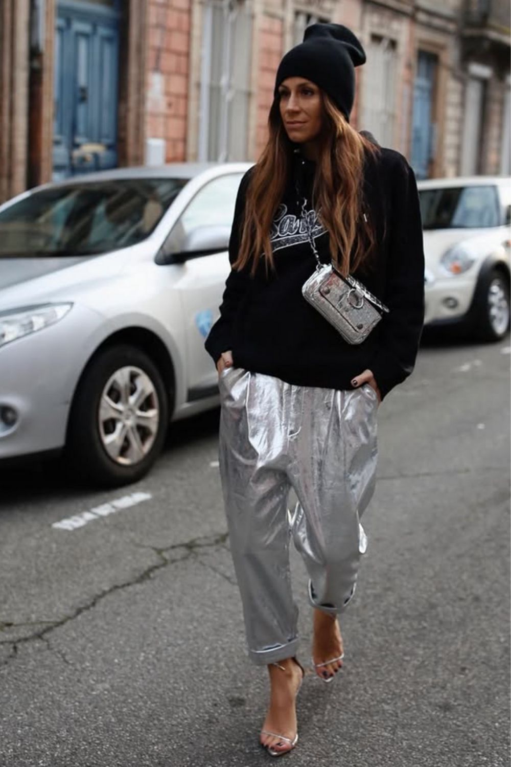 Discover stylish black hoodie outfit ideas that feel effortless and elevated. From casual street style to chic layered looks, learn how to style a black hoodie for every season and occasion. Black Zip Up Hoodie Outfit, Black Hoodie Outfit Aesthetic, Black Essentials Hoodie Outfit, Hoodie Outfit Black Women, Essentials Hoodie Outfit Women Black, Black Zipper Hoodie Outfit, Black Hoodie Outfit Casual, Black Nike Hoodie Outfit, Black Hoodie Outfit Women, Black Zip Hoodie Outfit, Outfit With Black Hoodie, Black Hoodie And Jeans Outfit, Black Gap Hoodie Outfit, Black Hoodie Outfit Ideas, Hijab, Oversized Red Hoodie Outfit, Essentials Hoodie Outfit, Zip Up Hoodie Outfit, Cropped Hoodie Outfit, Baggy Hoodie Outfit, Leggings And Hoodie Outfit, Skirt And Hoodie Outfit, Cute Hoodie Outfit