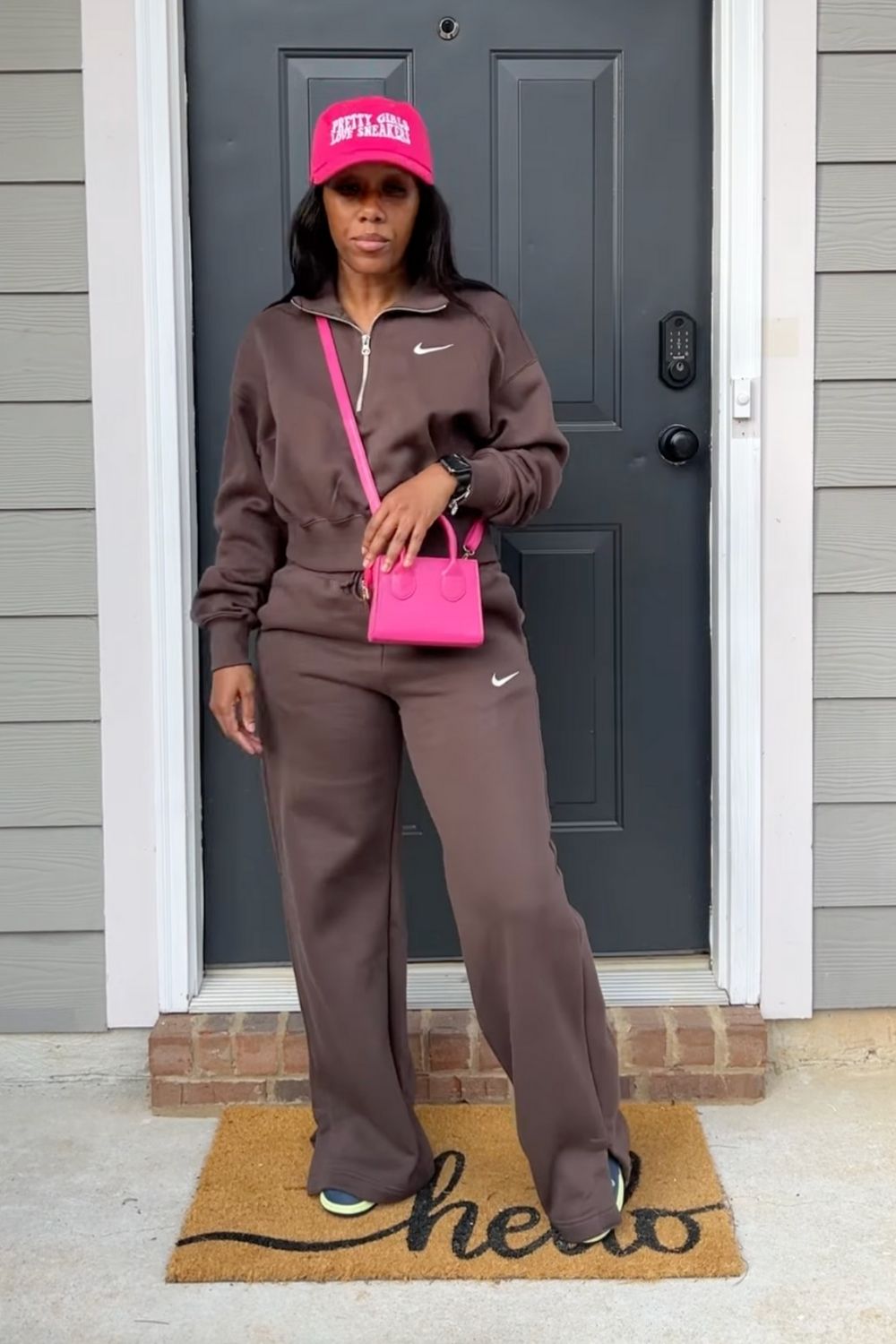 Brown sweatpants outfit ideas that prove cozy can be chic. From casual street style to elevated neutral looks, discover effortless ways to style brown sweatpants for everyday wear, travel, and off-duty outfits.Light Brown Sweatpants Outfit, Brown Nike Sweatpants Outfit, Brown Cargo Sweatpants Outfit, Outfit Ideas Brown Sweatpants, Aesthetic Brown Sweatpants Outfit, Outfit Ideas With Brown Sweatpants, Baggy Sweatpants Outfit, Wide Leg Sweatpants Outfit, Cute Sweatpants Outfit, Sweatpants Outfit For School, Cargo Sweatpants Outfit, Outfit Ideas Sweatpants, Nike Sweatpants Outfit, Sweatpants Outfit Black Women, Sweatpants Outfit Winter, Sweatpants Outfit Aesthetic, Flare Sweatpants Outfit, Essentials Brown sweatpants outfit ideas that prove cozy can be chic. From casual street style to elevated neutral looks, discover effortless ways to style brown sweatpants for everyday wear, travel, and off-duty outfits.Light Brown Sweatpants Outfit, Brown Nike Sweatpants Outfit, Brown Cargo Sweatpants Outfit, Outfit Ideas Brown Sweatpants, Aesthetic Brown Sweatpants Outfit, Outfit Ideas With Brown Sweatpants, Baggy Sweatpants Outfit, Wide Leg Sweatpants Outfit, Cute Sweatpants Outfit, Sweatpants Outfit For School, Cargo Sweatpants Outfit, Outfit Ideas Sweatpants, Nike Sweatpants Outfit, Sweatpants Outfit Black Women, Sweatpants Outfit Winter, Sweatpants Outfit Aesthetic, Flare Sweatpants Outfit, Essentials