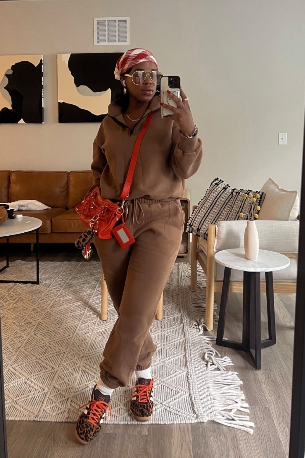 Brown sweatpants outfit ideas that prove cozy can be chic. From casual street style to elevated neutral looks, discover effortless ways to style brown sweatpants for everyday wear, travel, and off-duty outfits.Light Brown Sweatpants Outfit, Brown Nike Sweatpants Outfit, Brown Cargo Sweatpants Outfit, Outfit Ideas Brown Sweatpants, Aesthetic Brown Sweatpants Outfit, Outfit Ideas With Brown Sweatpants, Baggy Sweatpants Outfit, Wide Leg Sweatpants Outfit, Cute Sweatpants Outfit, Sweatpants Outfit For School, Cargo Sweatpants Outfit, Outfit Ideas Sweatpants, Nike Sweatpants Outfit, Sweatpants Outfit Black Women, Sweatpants Outfit Winter, Sweatpants Outfit Aesthetic, Flare Sweatpants Outfit, Essentials Brown sweatpants outfit ideas that prove cozy can be chic. From casual street style to elevated neutral looks, discover effortless ways to style brown sweatpants for everyday wear, travel, and off-duty outfits.Light Brown Sweatpants Outfit, Brown Nike Sweatpants Outfit, Brown Cargo Sweatpants Outfit, Outfit Ideas Brown Sweatpants, Aesthetic Brown Sweatpants Outfit, Outfit Ideas With Brown Sweatpants, Baggy Sweatpants Outfit, Wide Leg Sweatpants Outfit, Cute Sweatpants Outfit, Sweatpants Outfit For School, Cargo Sweatpants Outfit, Outfit Ideas Sweatpants, Nike Sweatpants Outfit, Sweatpants Outfit Black Women, Sweatpants Outfit Winter, Sweatpants Outfit Aesthetic, Flare Sweatpants Outfit, Essentials